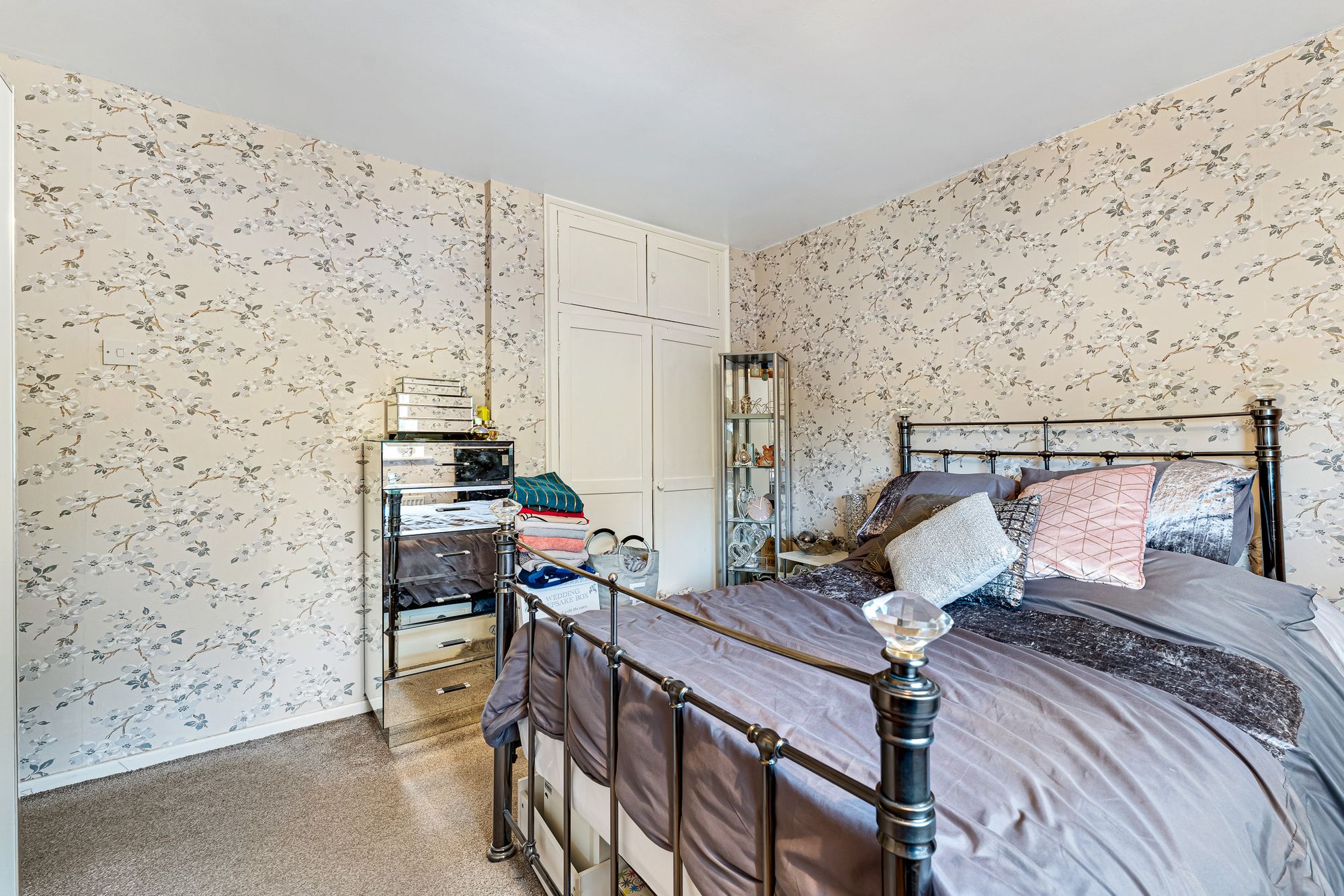 Russell Road, Runcorn, WA7