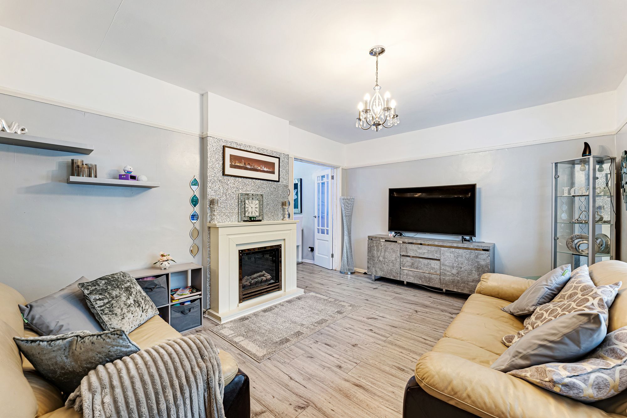 Russell Road, Runcorn, WA7