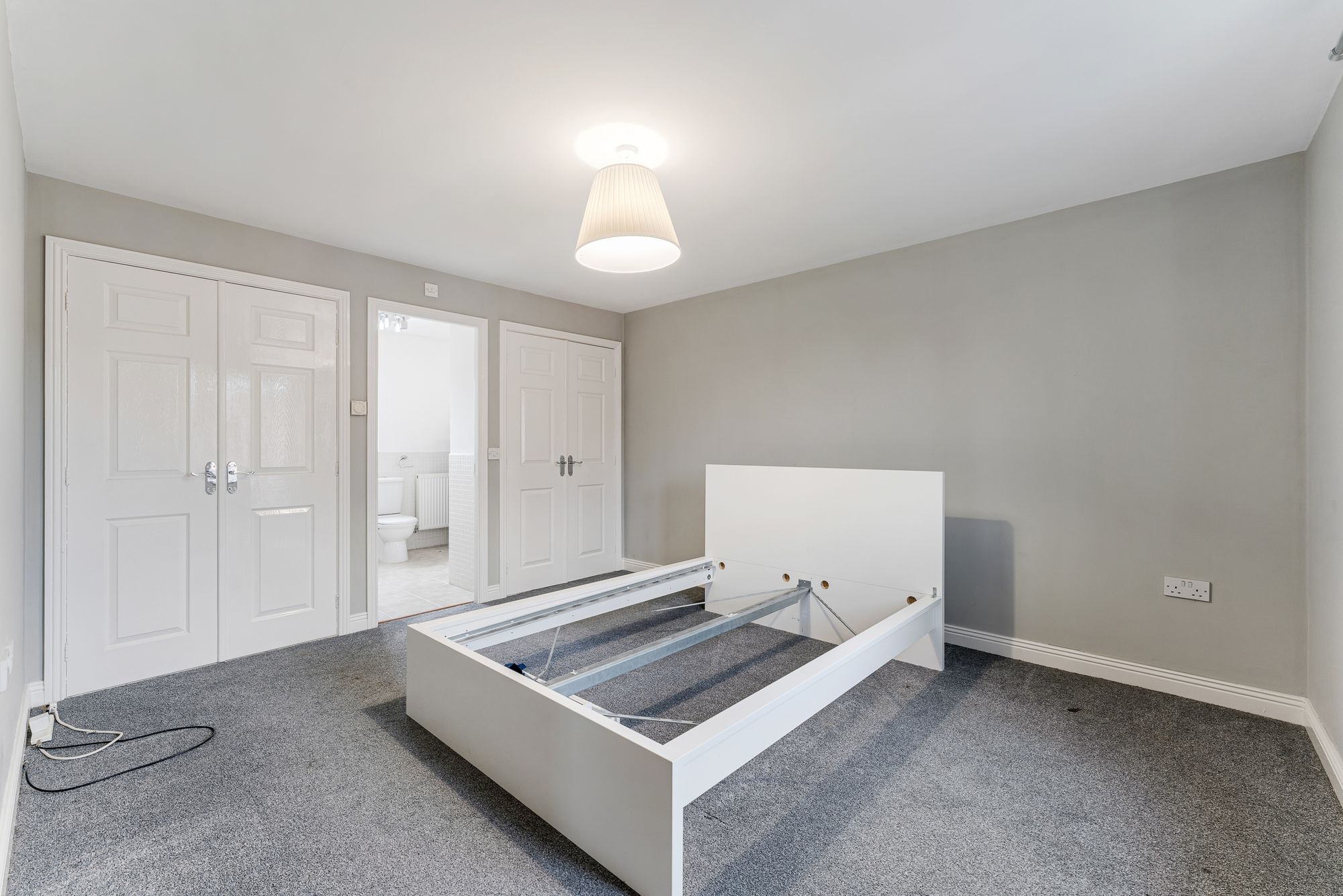 Regency Park, Widnes, WA8