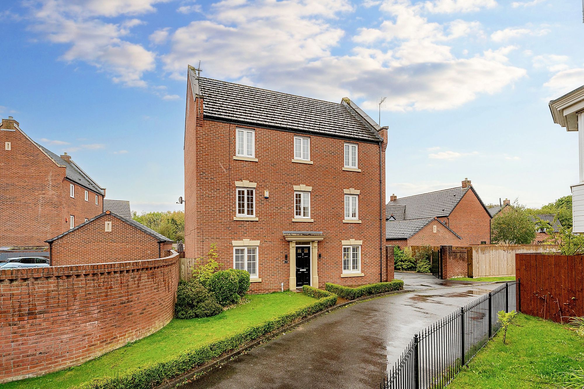 Regency Park, Widnes, WA8