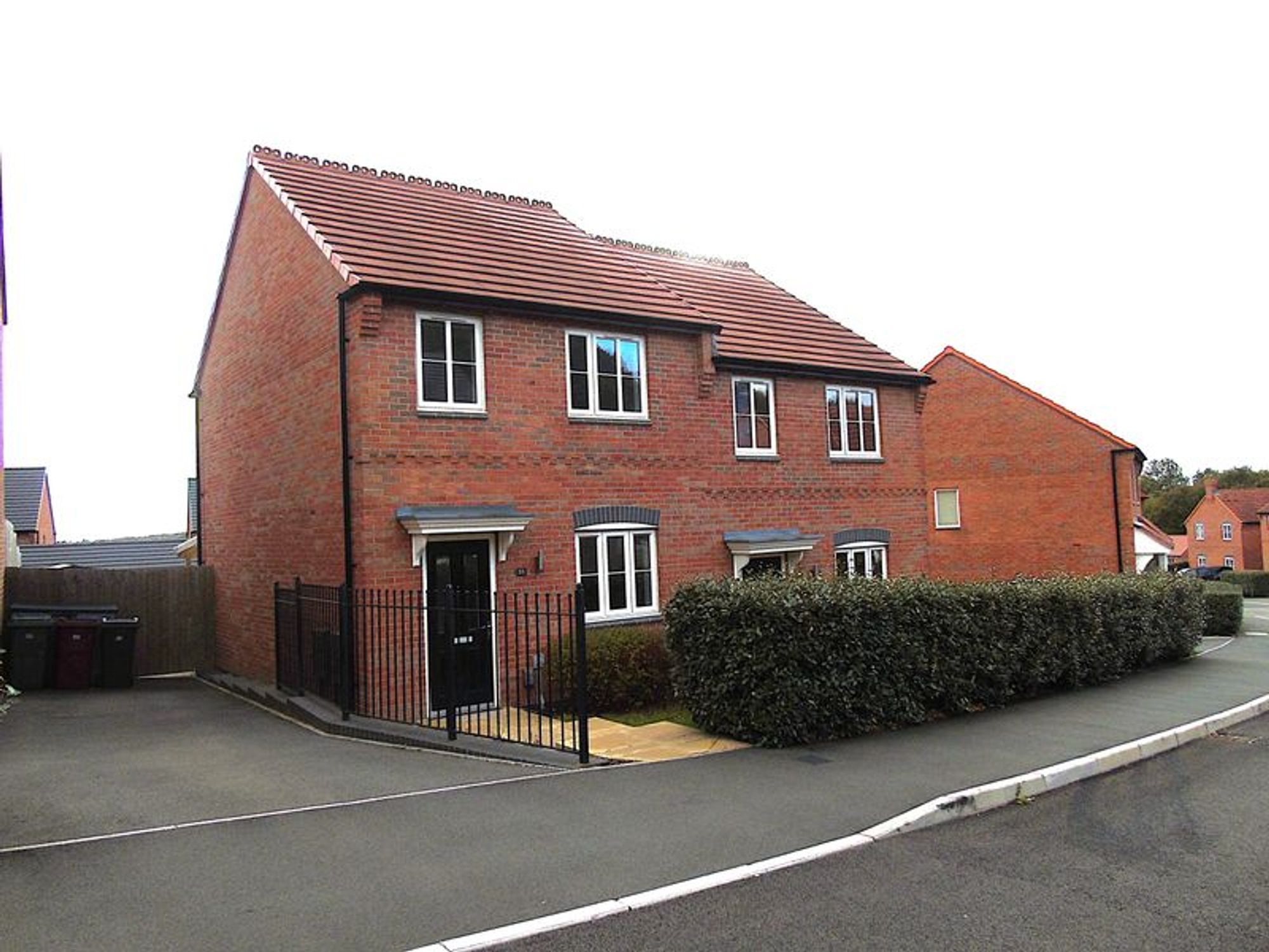 Emes Road, Wingerworth, S42