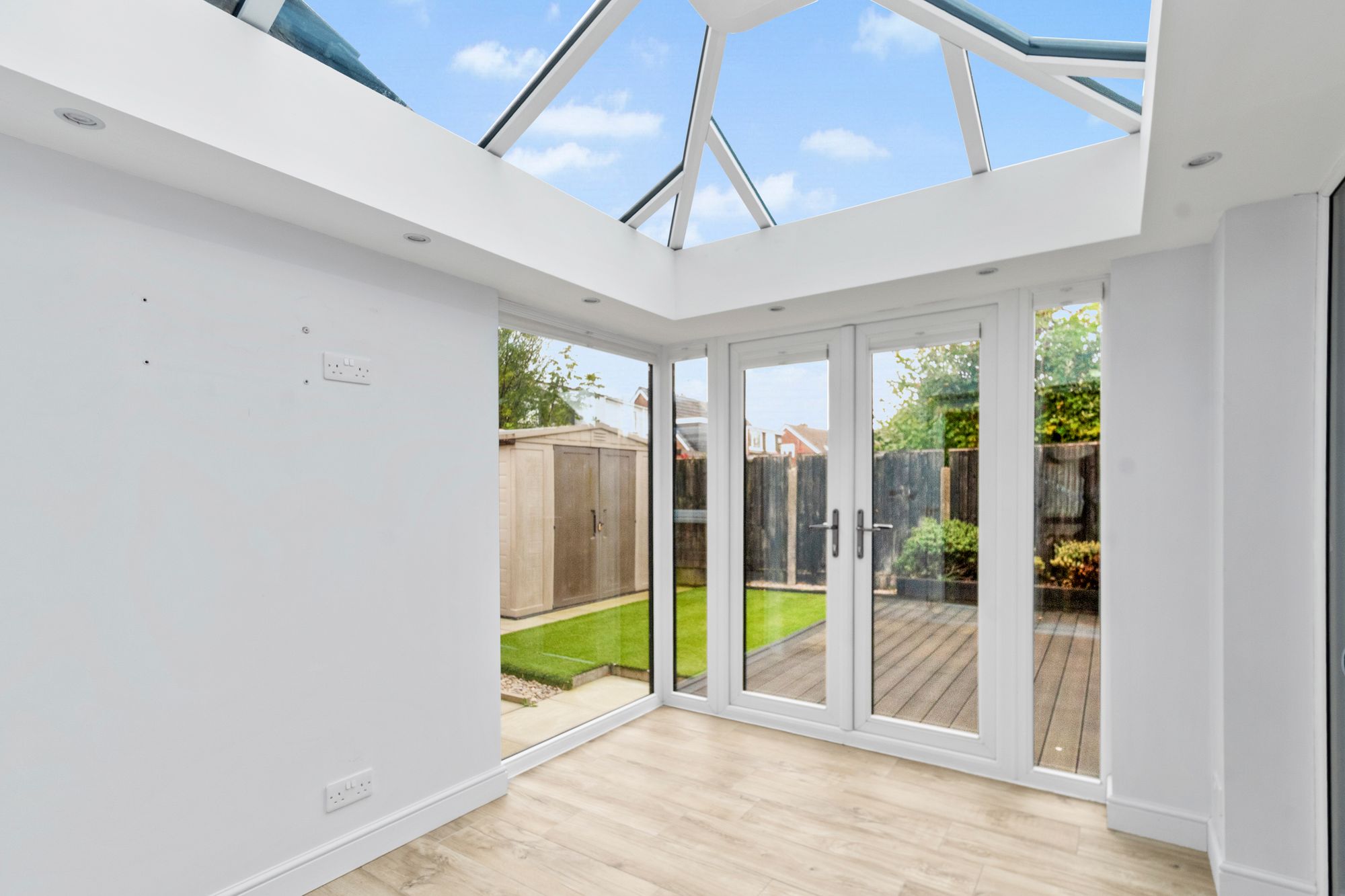 Beech Avenue, Clock Face, WA9