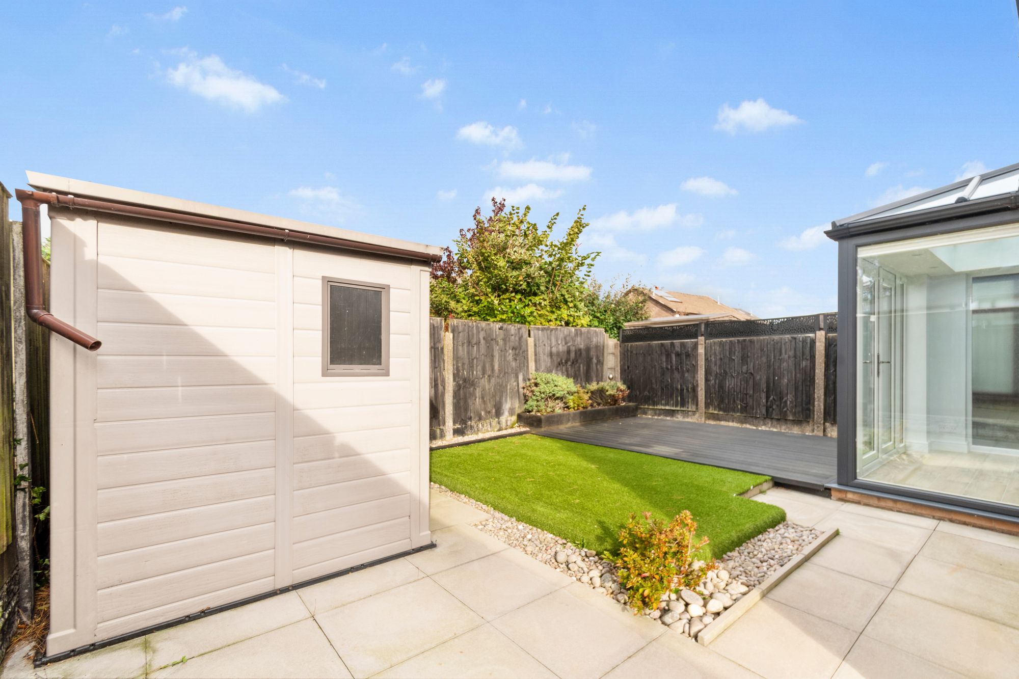 Beech Avenue, Clock Face, WA9