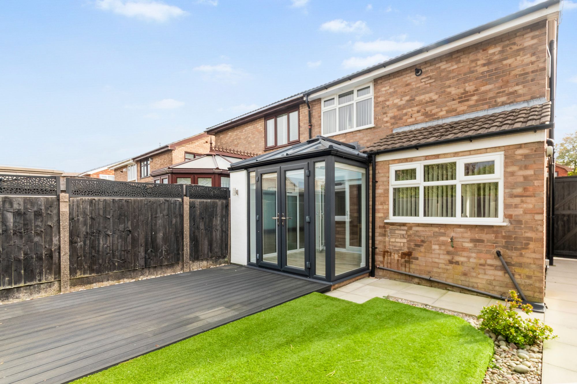 Beech Avenue, Clock Face, WA9