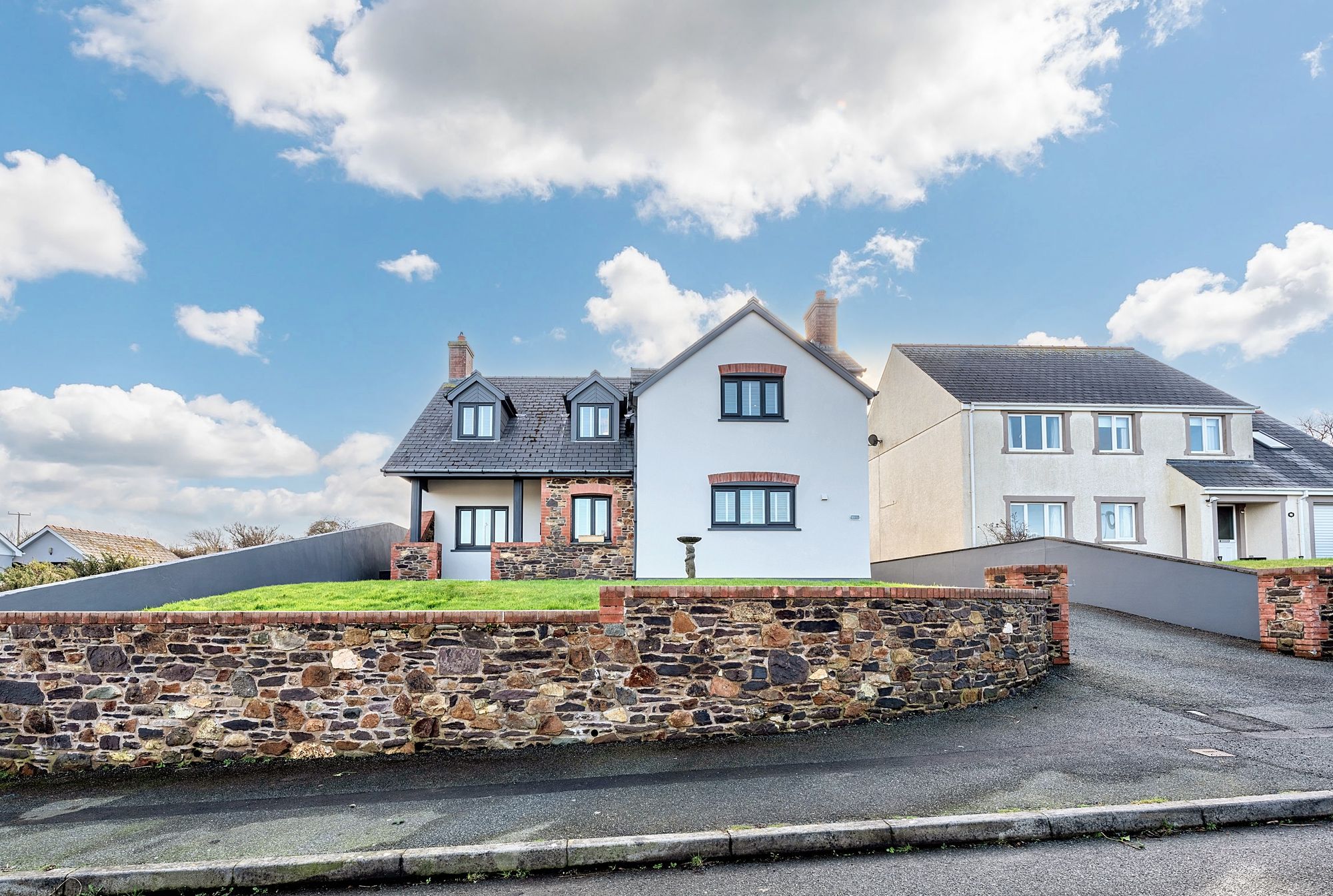 Heol Caradog, Fishguard, SA65
