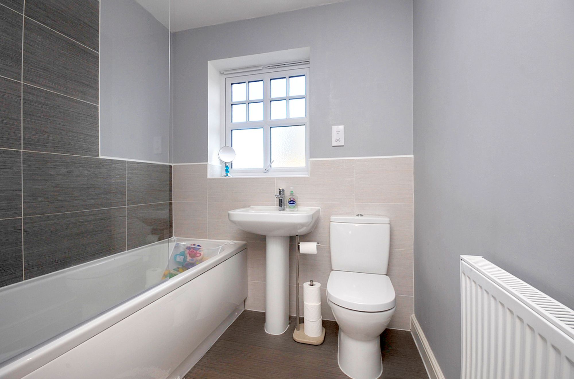 Commissioner Square, Warrington