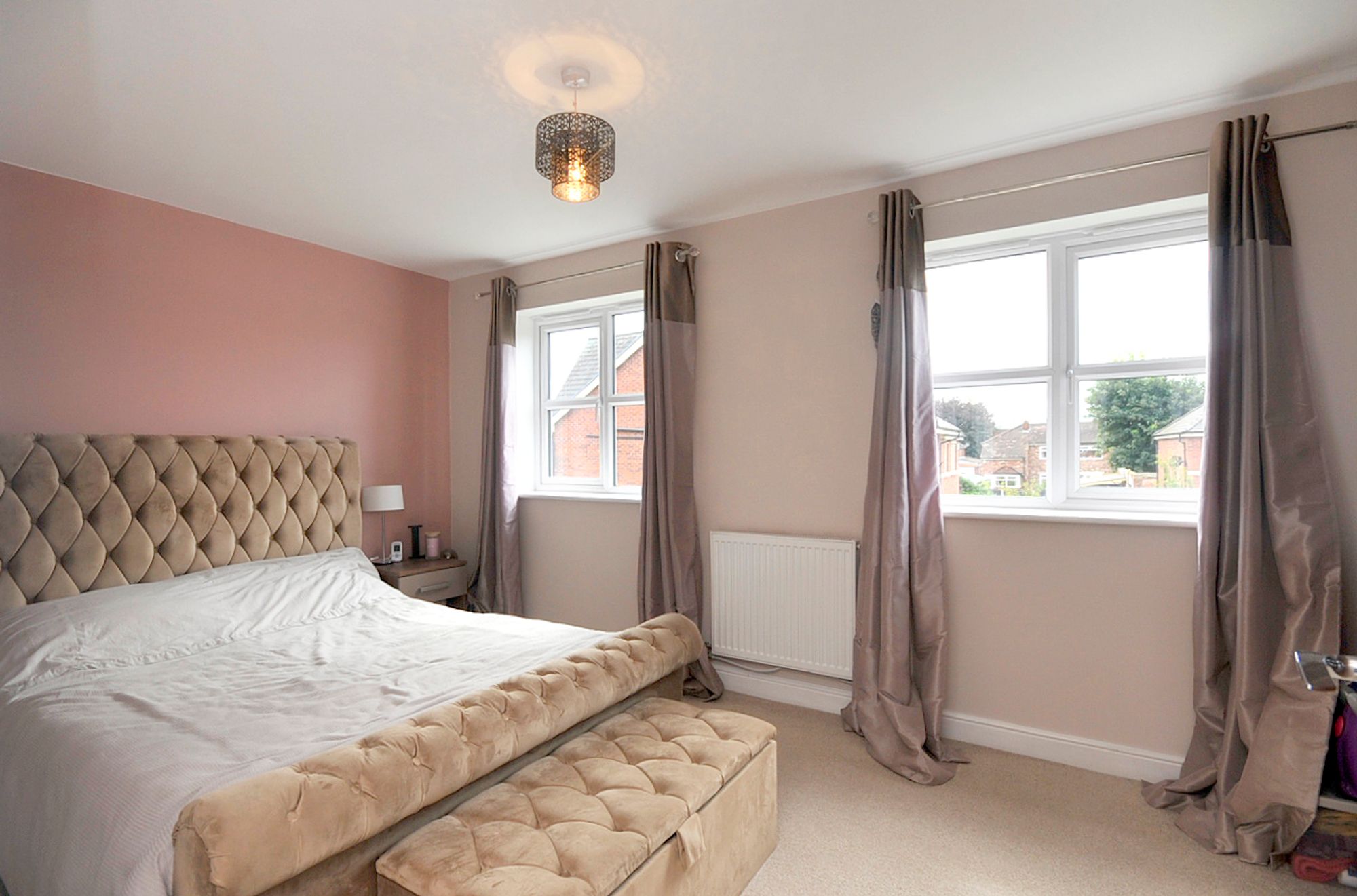 Commissioner Square, Warrington