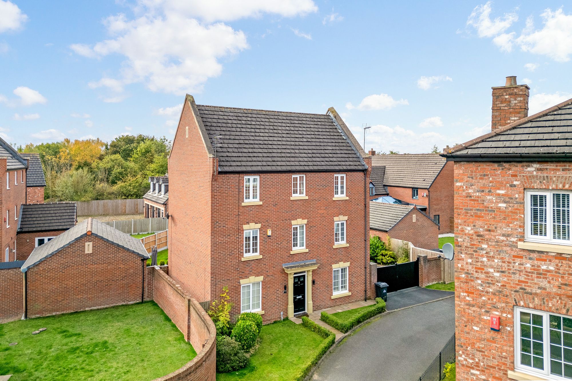 Regency Park, Widnes, WA8