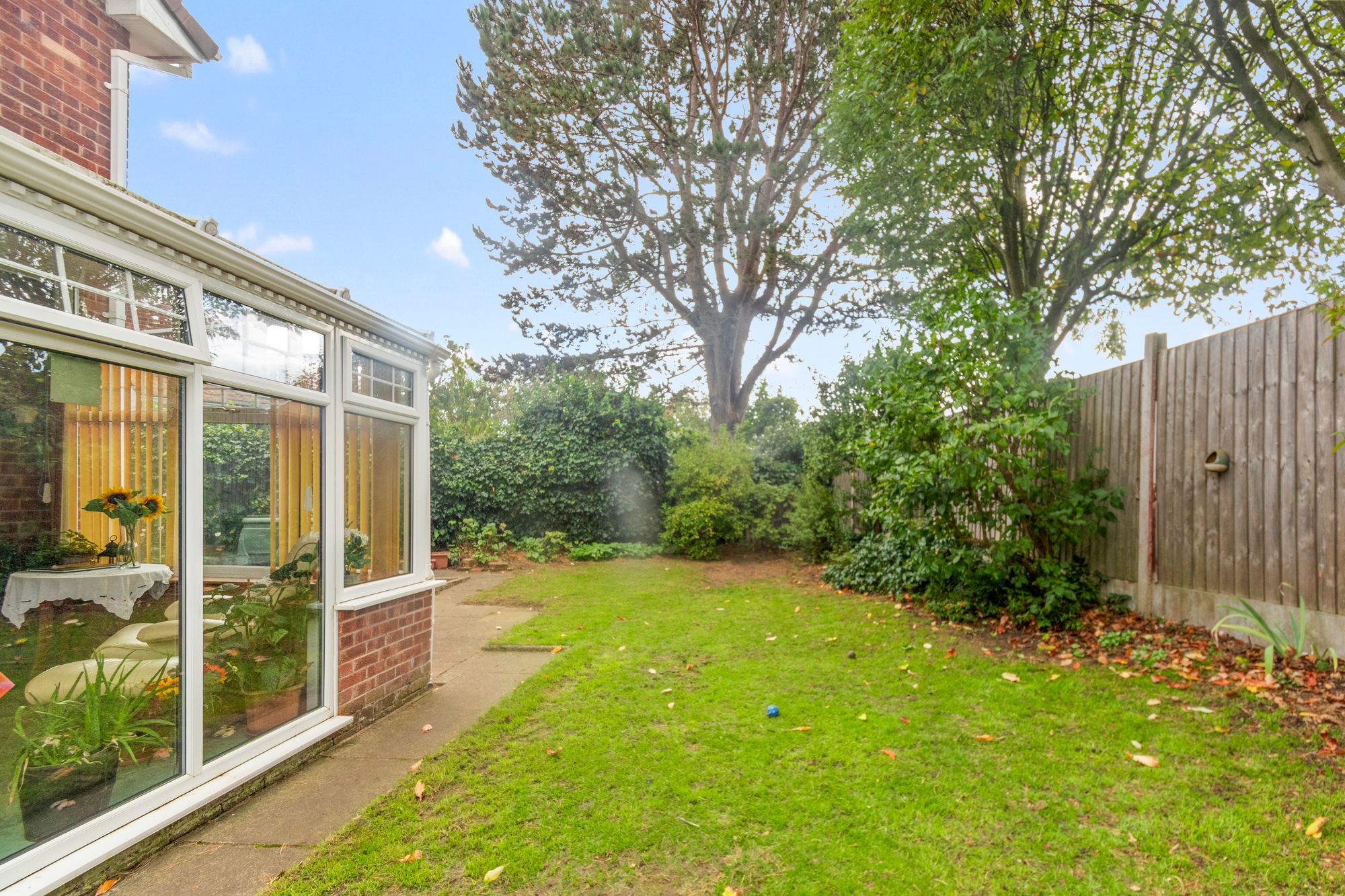Hickory Close, Woolston, WA1