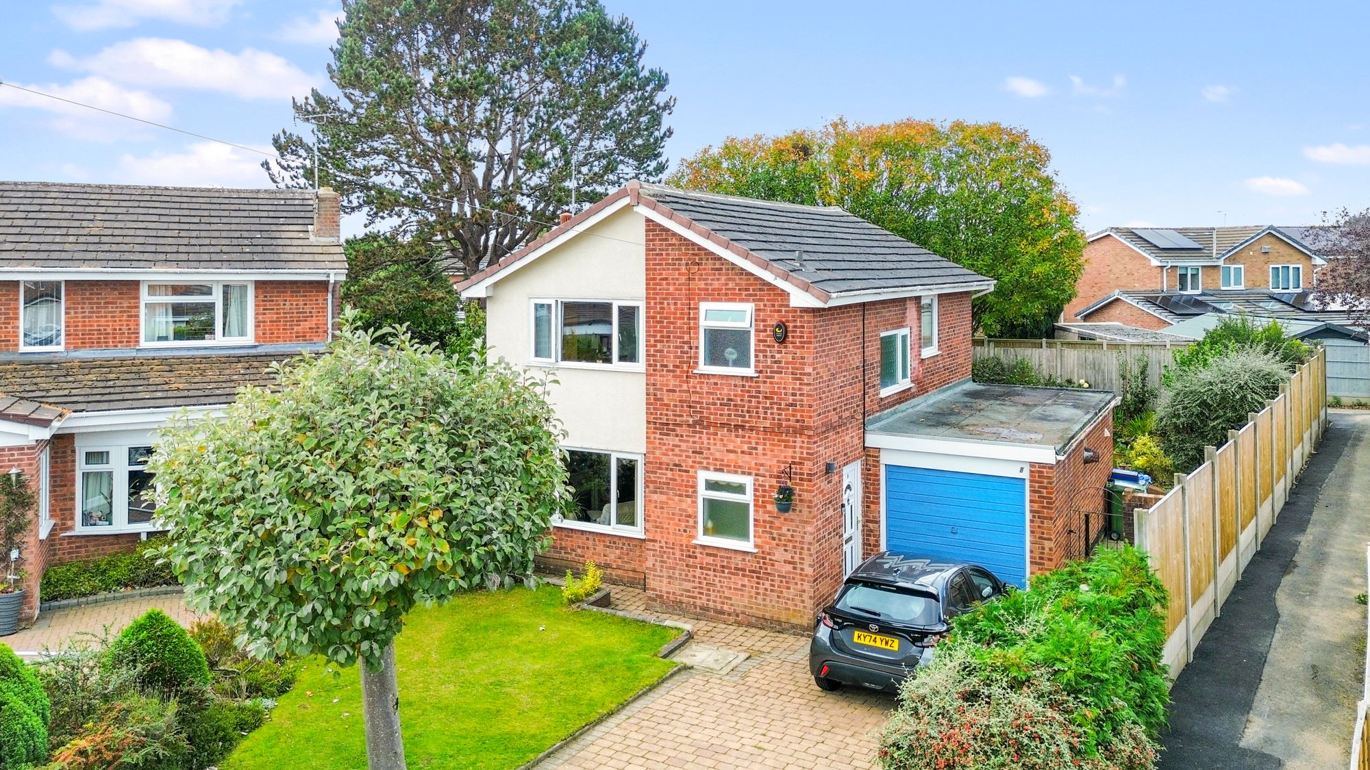 Hickory Close, Woolston, WA1