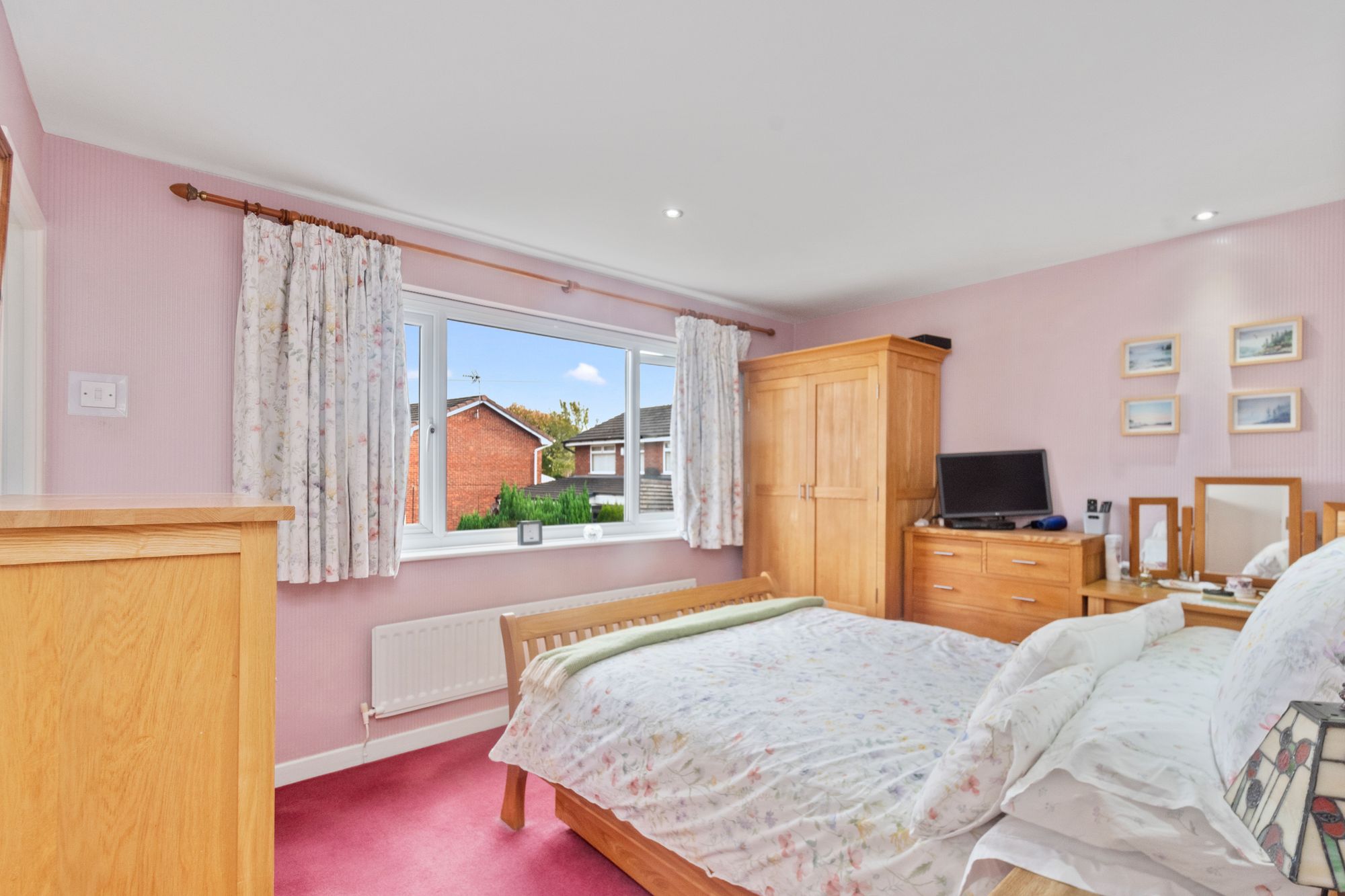 Hickory Close, Woolston, WA1