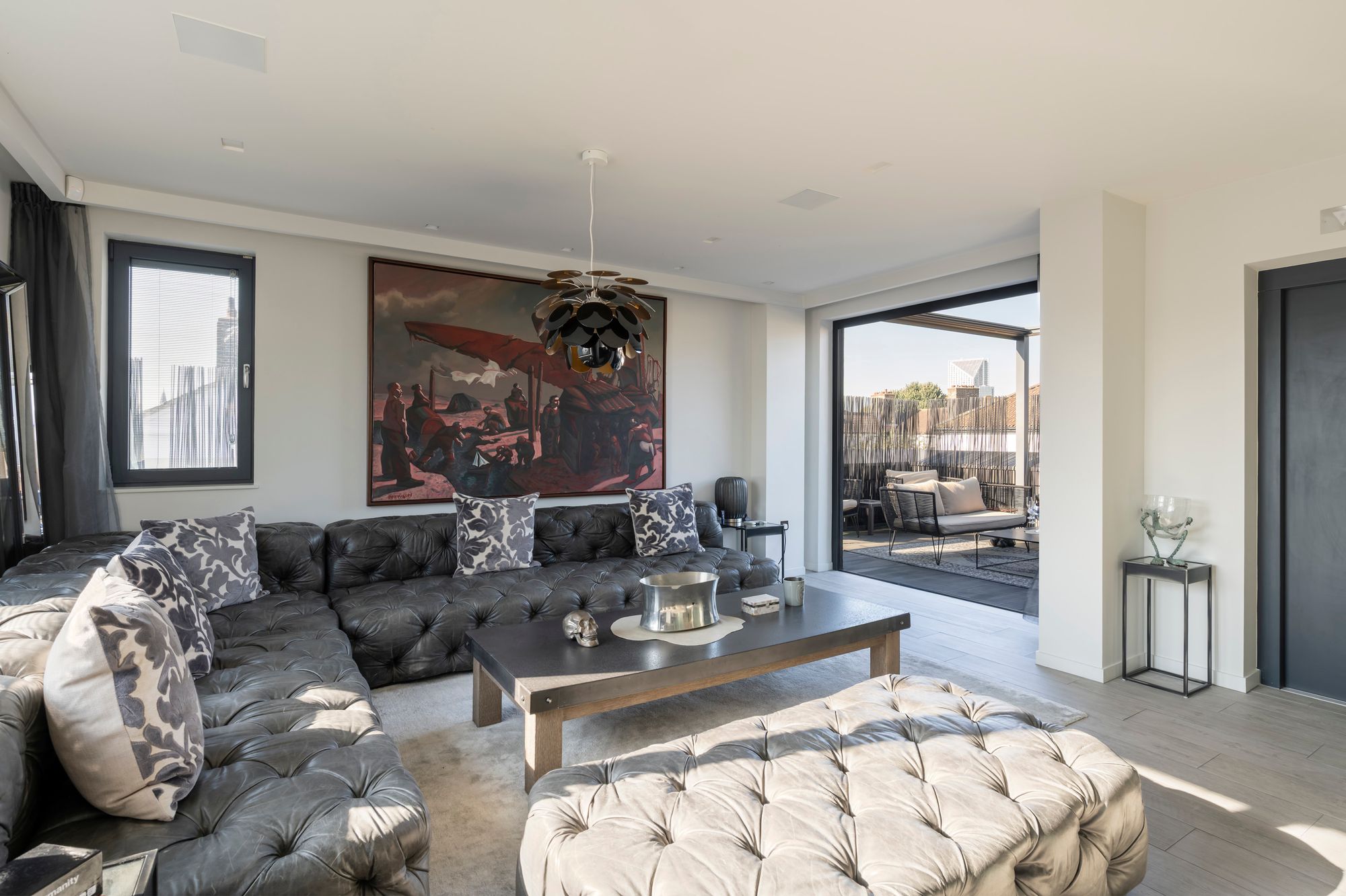 SOH-Wild-Rents-Bermondsey-Top-Floor-Reception-kitchen-dining-6_Lo