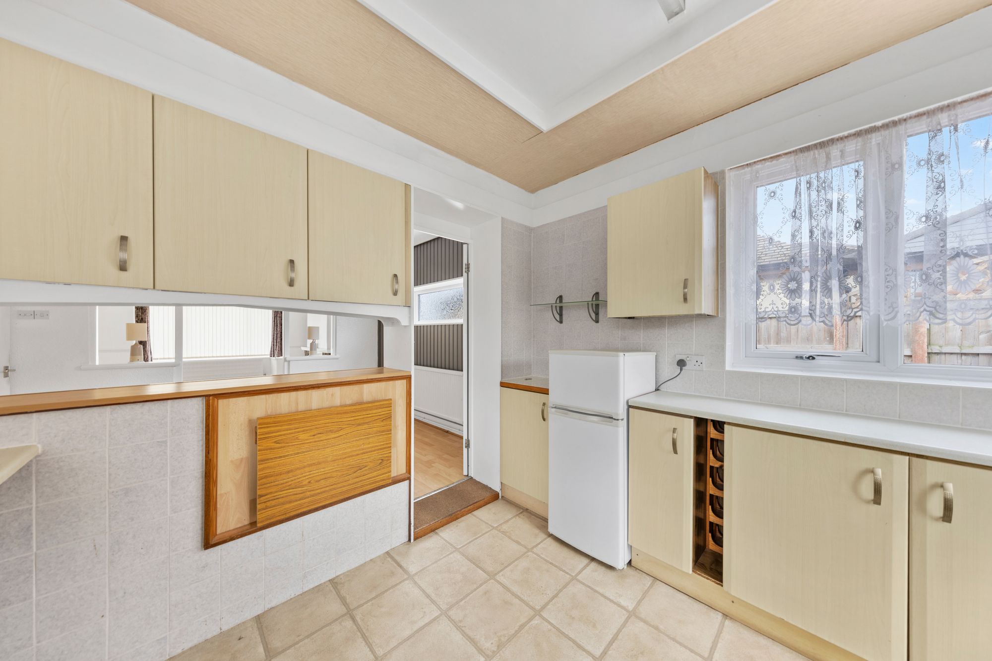 New Lane, Croft, WA3