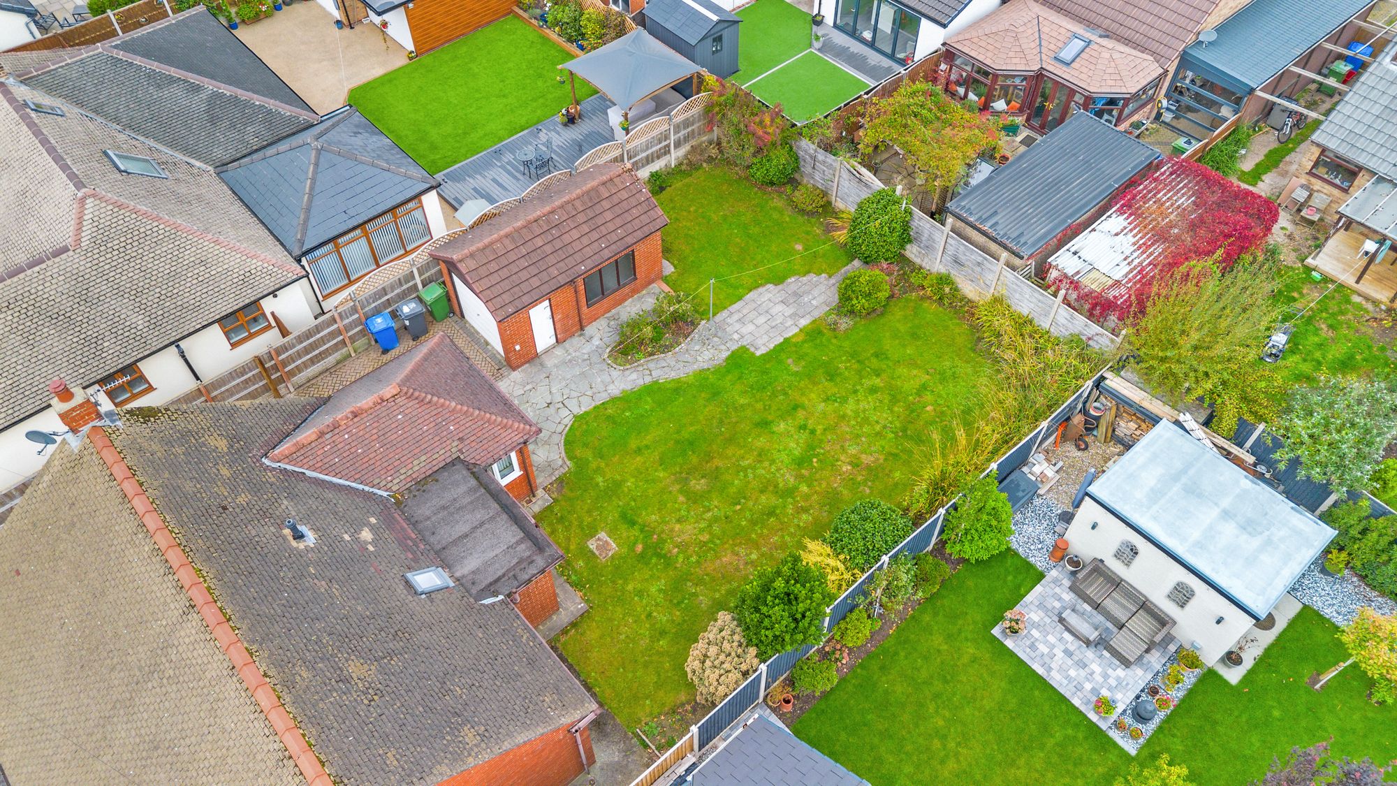 New Lane, Croft, WA3