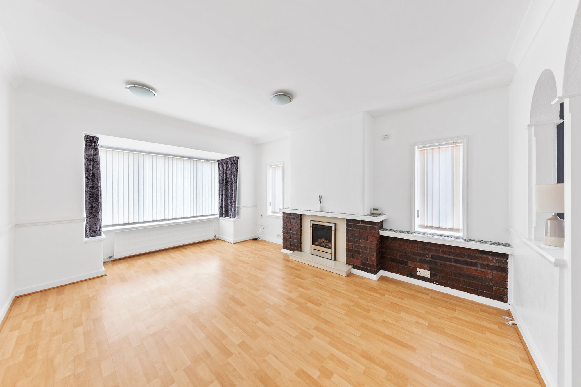 New Lane, Croft, WA3