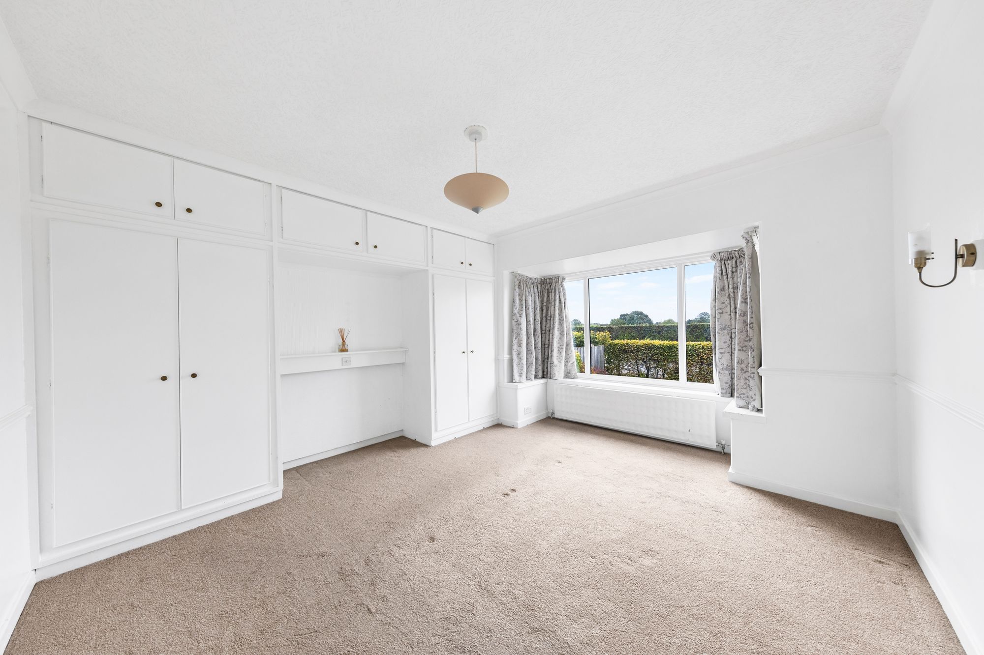 New Lane, Croft, WA3