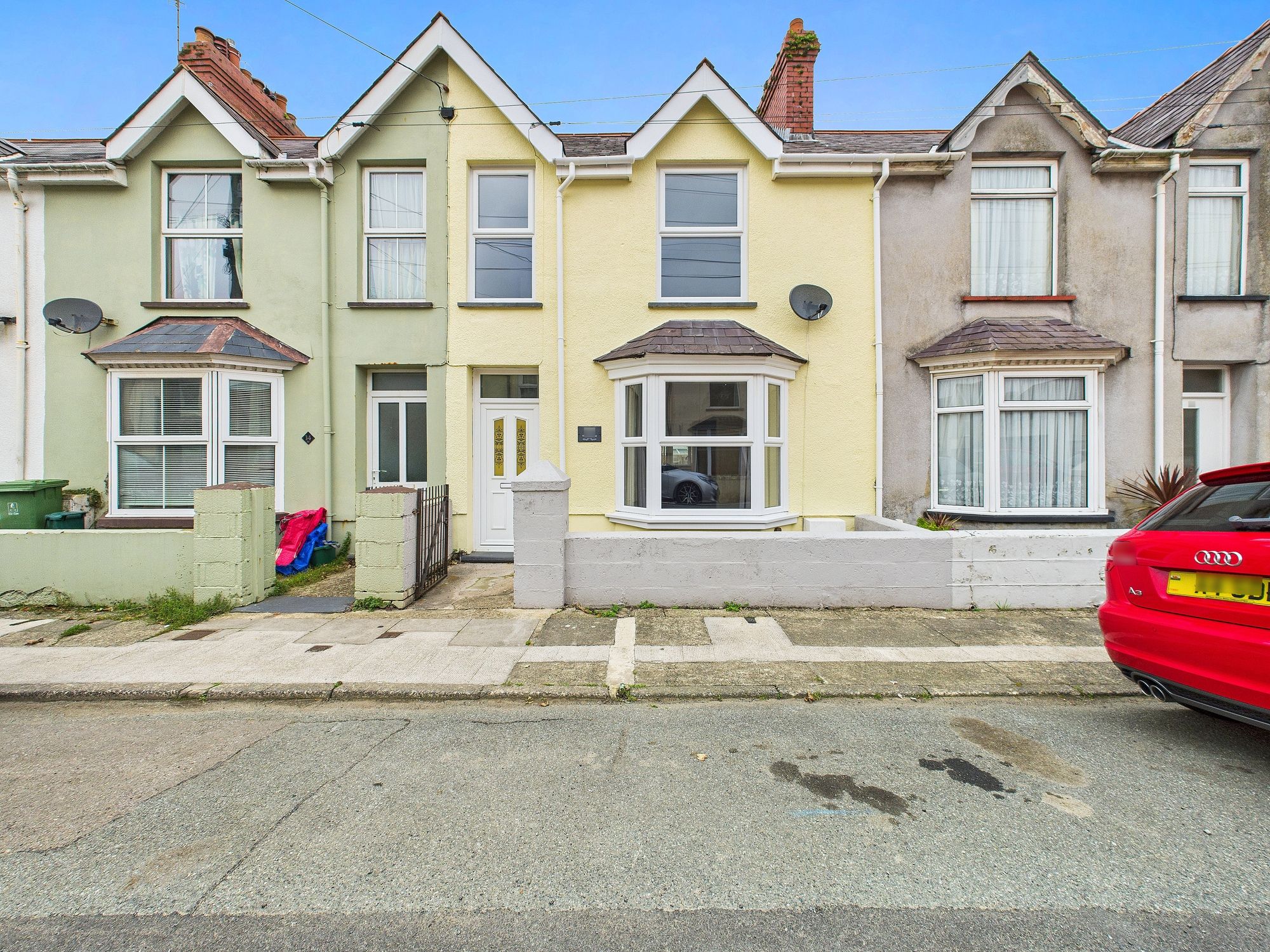 Victoria Avenue, Fishguard, SA65
