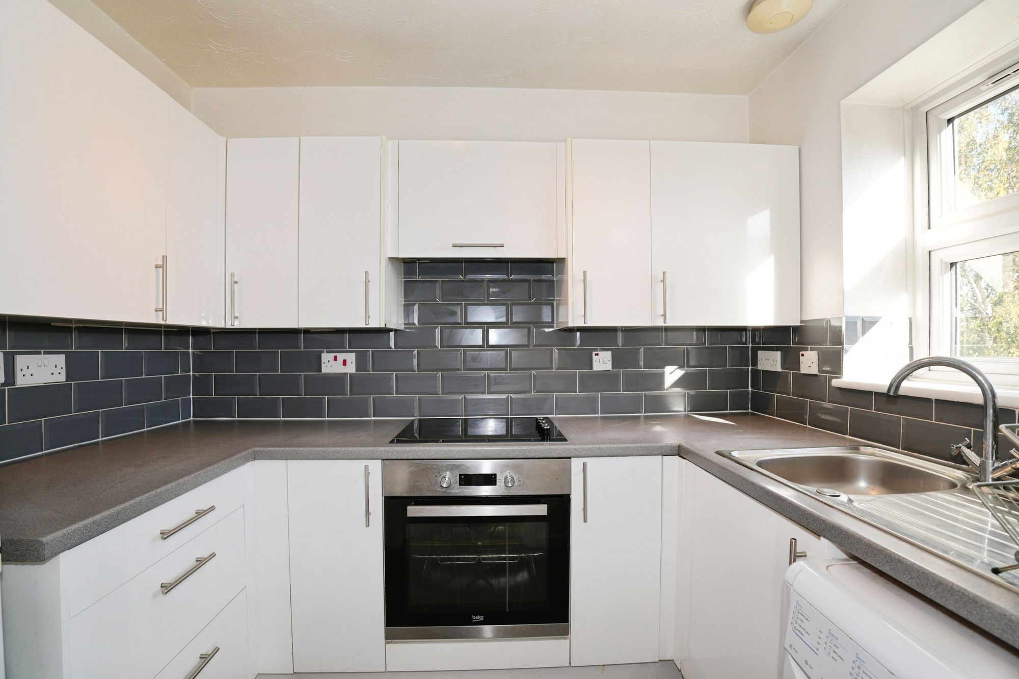 Burns Avenue, Chadwell Heath, RM6