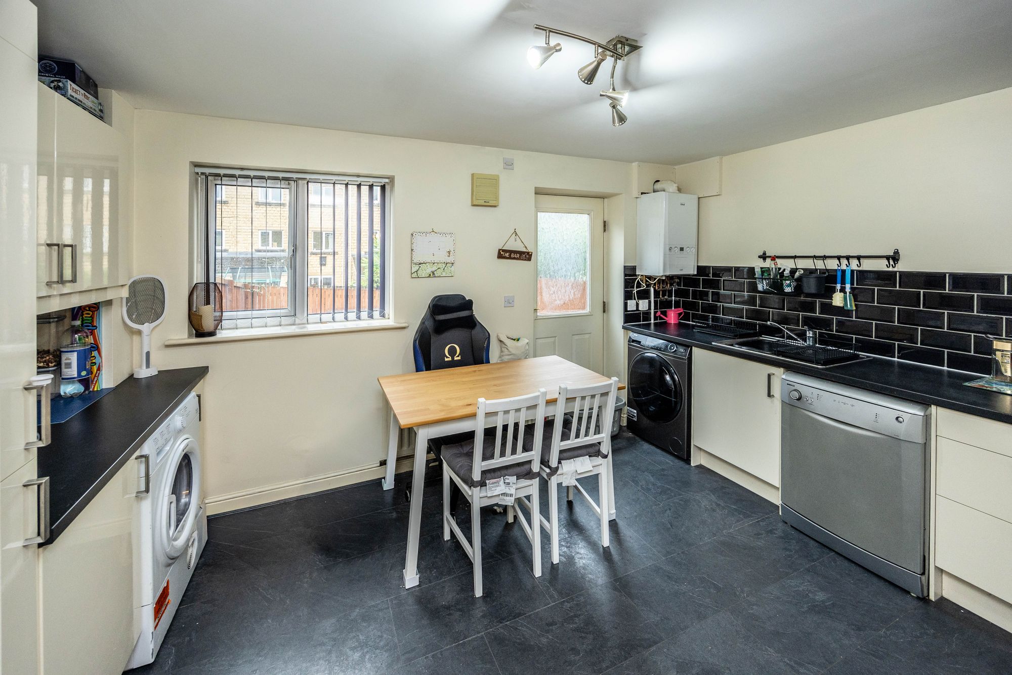 Image 8 of Larch Close, Wheatley, HX2