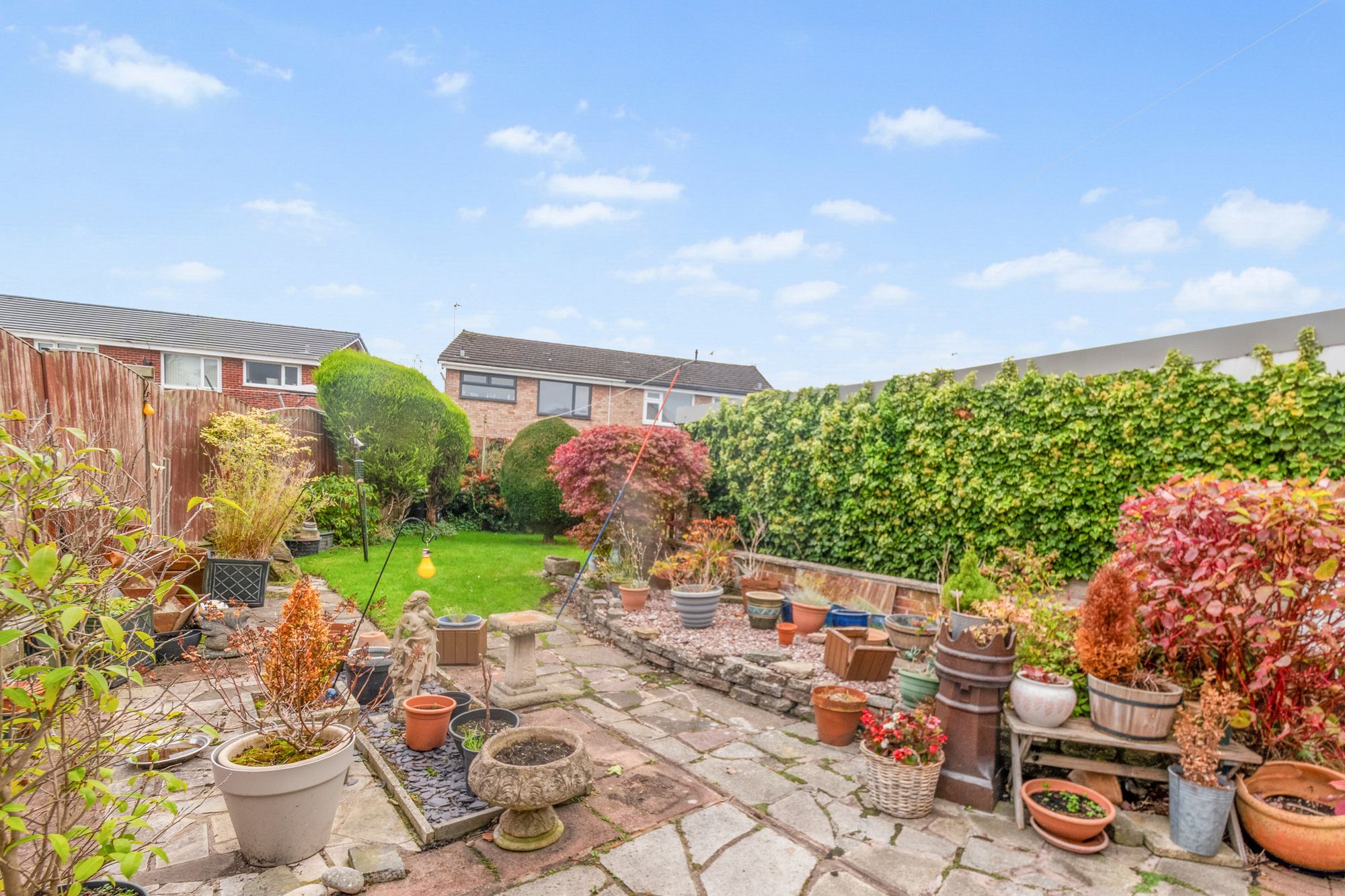 Suncroft Close, Woolston, WA1