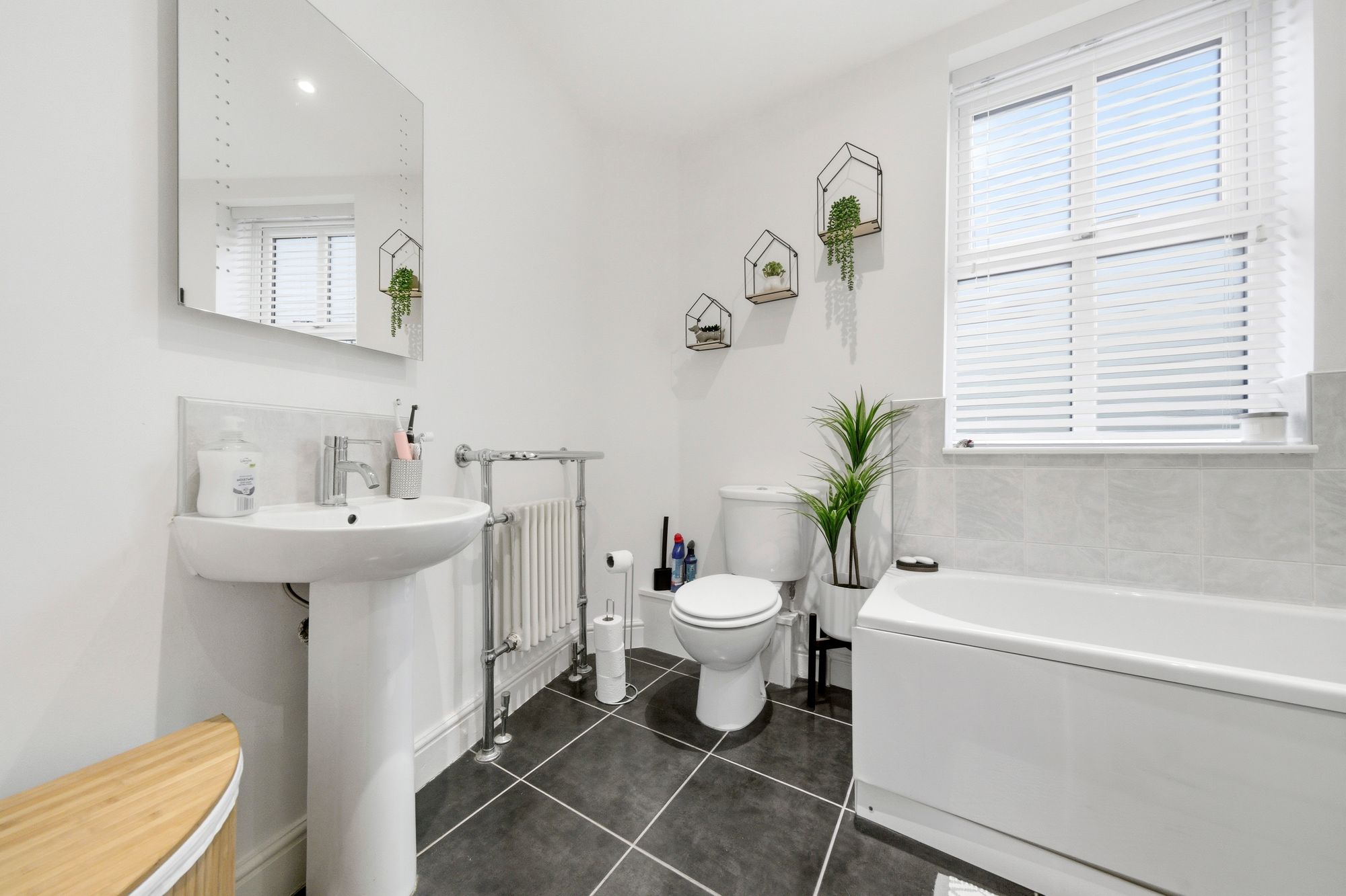 St. Helens Road, Leigh, WN7