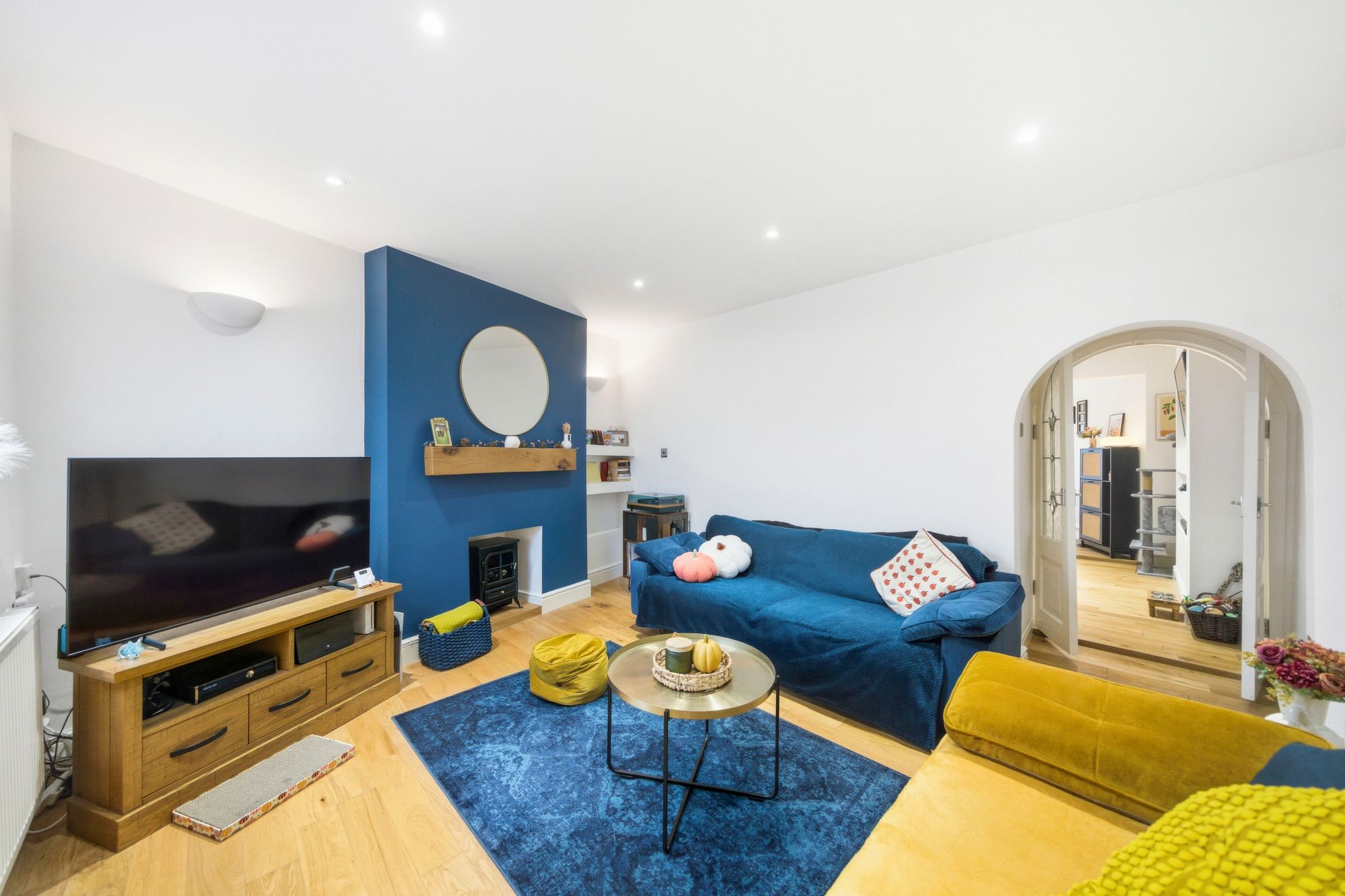 St. Helens Road, Leigh, WN7