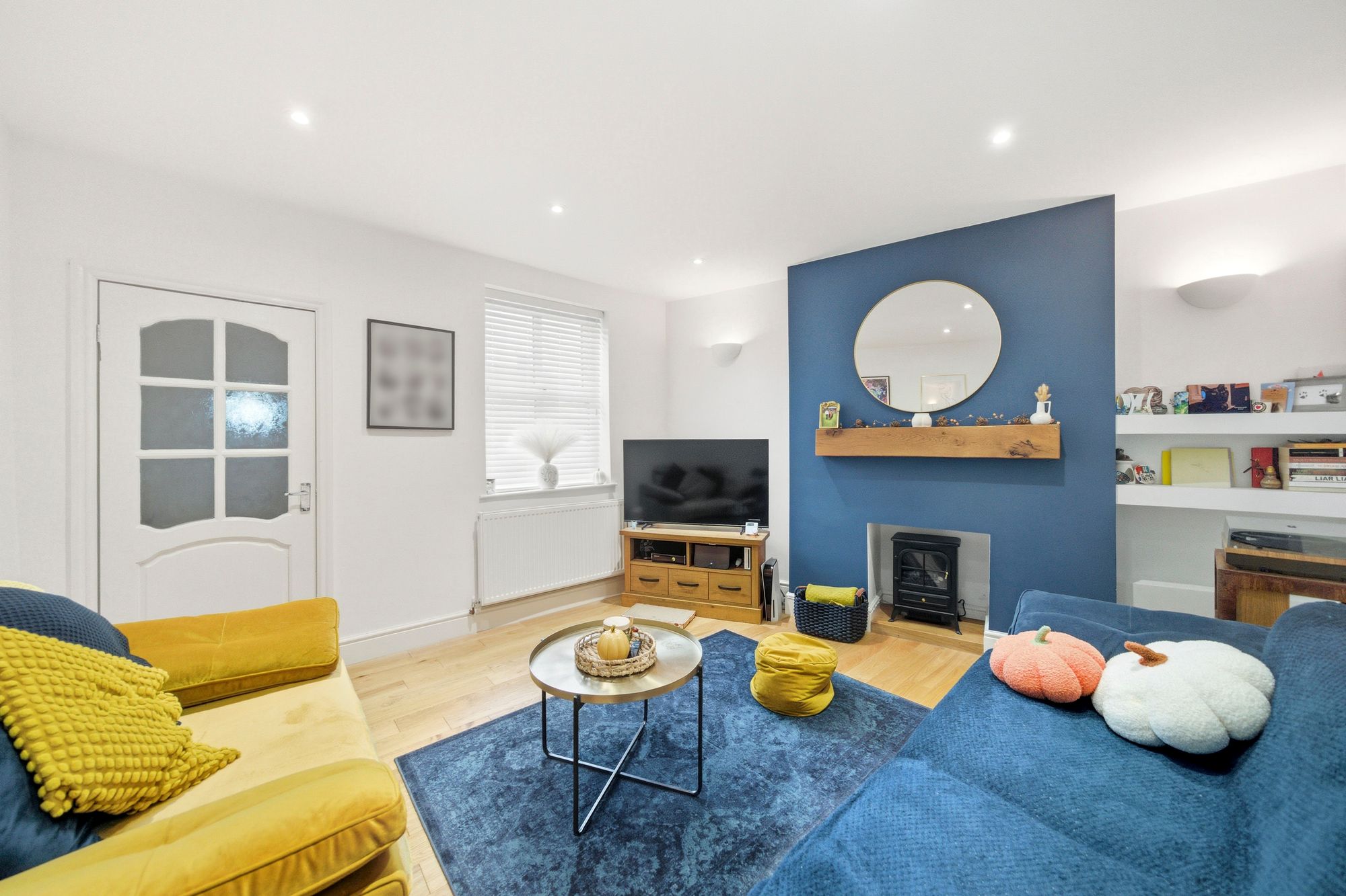 St. Helens Road, Leigh, WN7