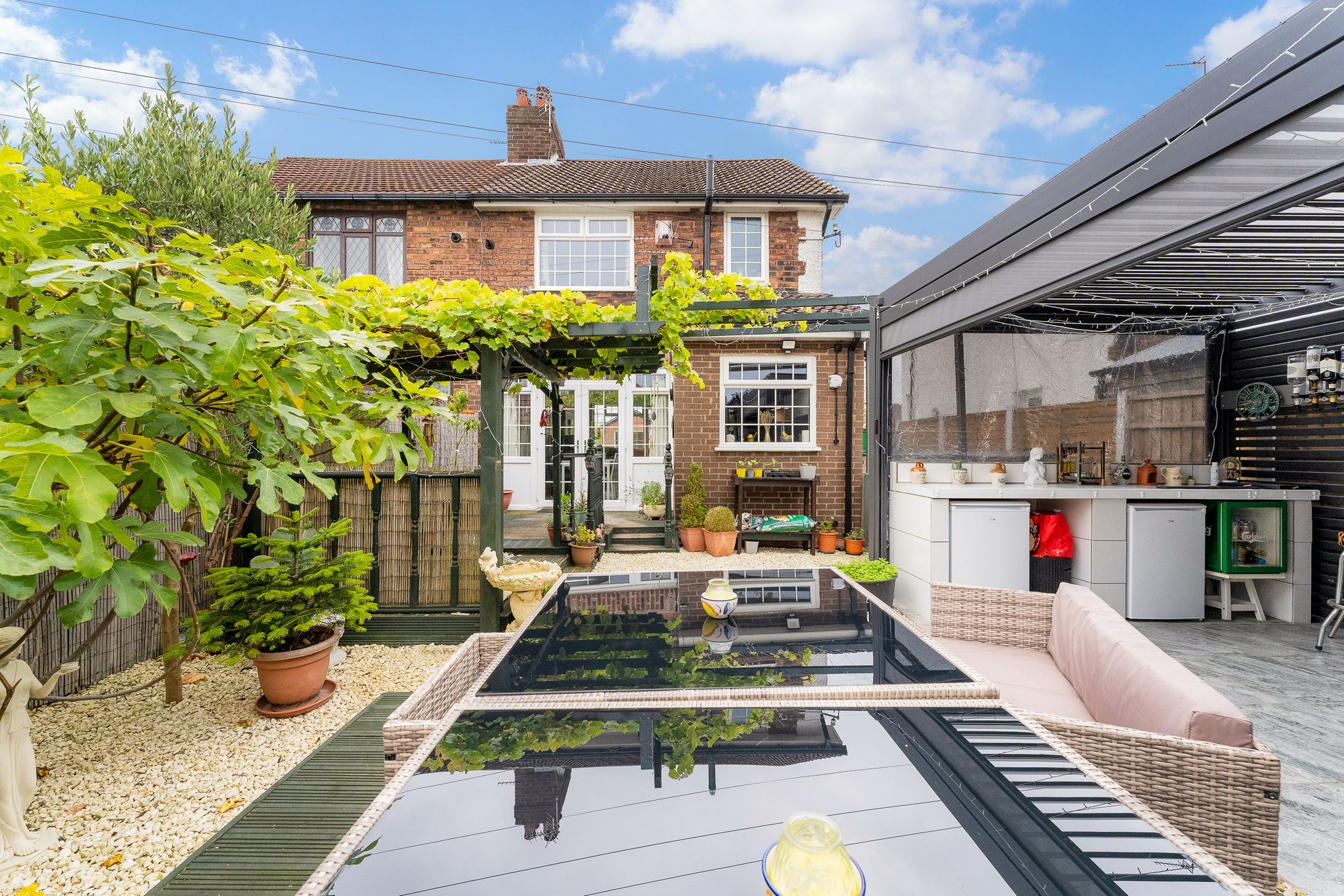 Derby Road, Widnes, WA8