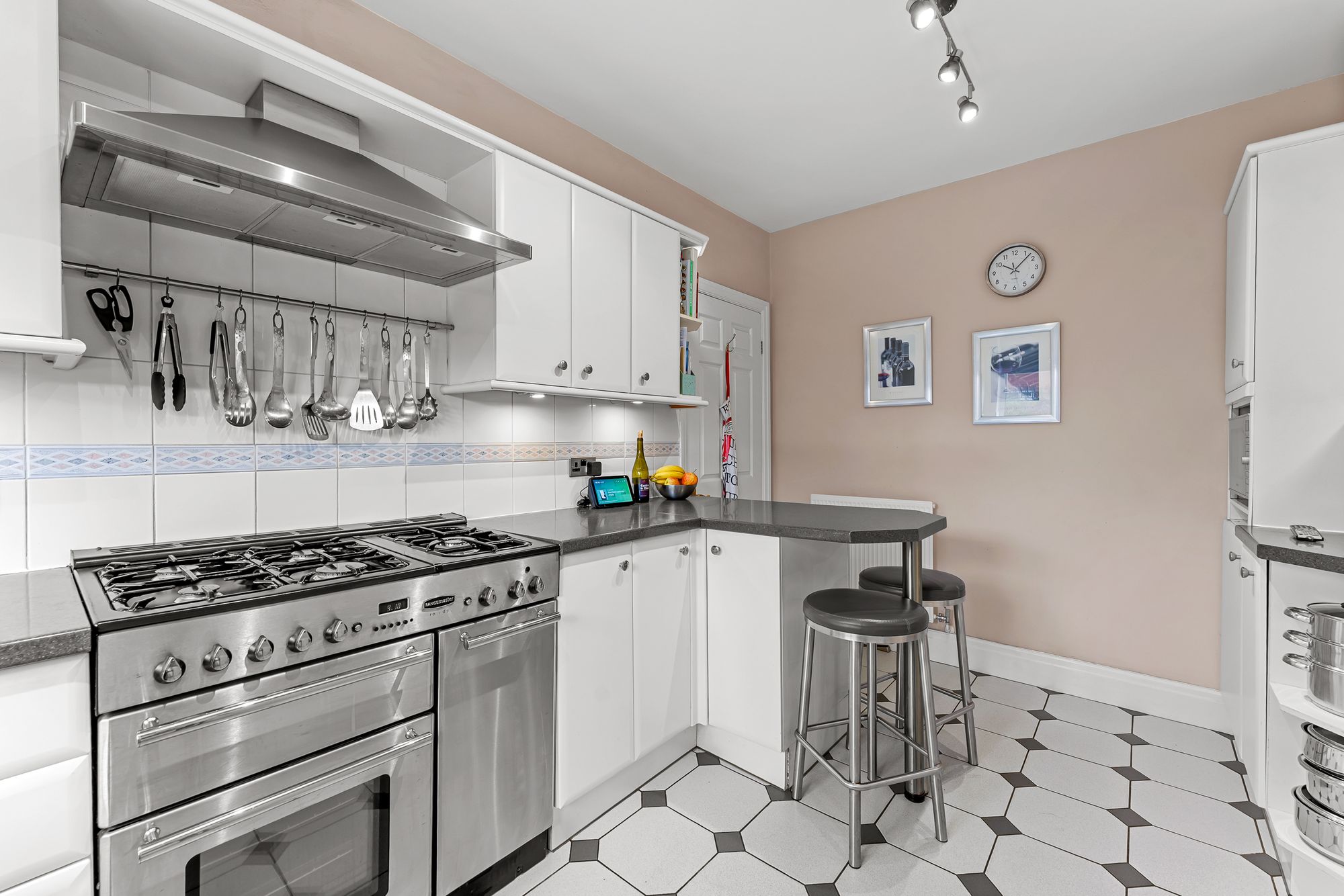 Lunts Heath Road, Widnes, WA8