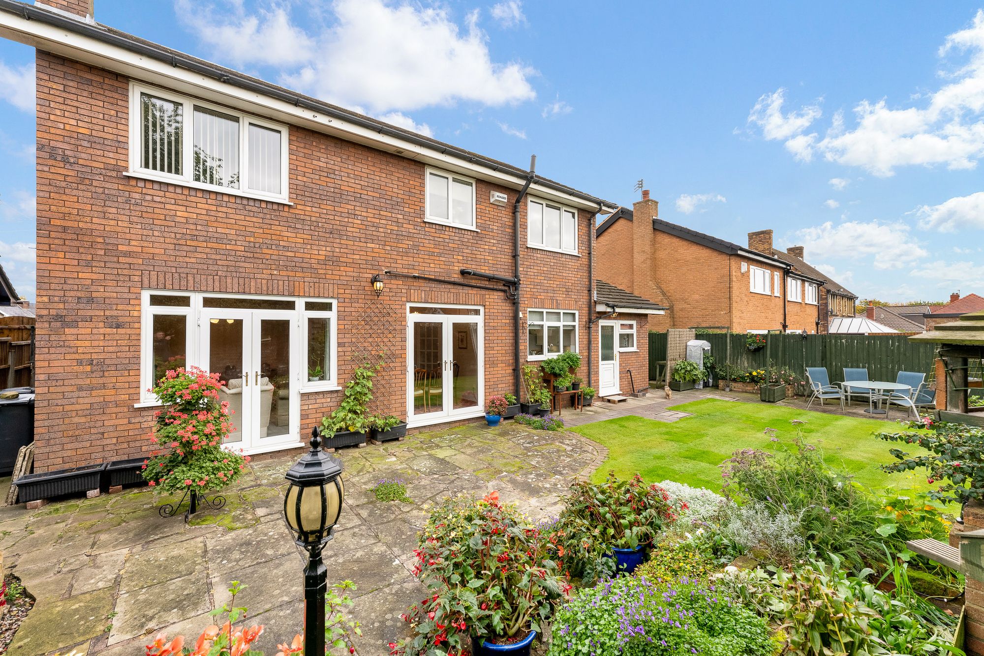 Lunts Heath Road, Widnes, WA8