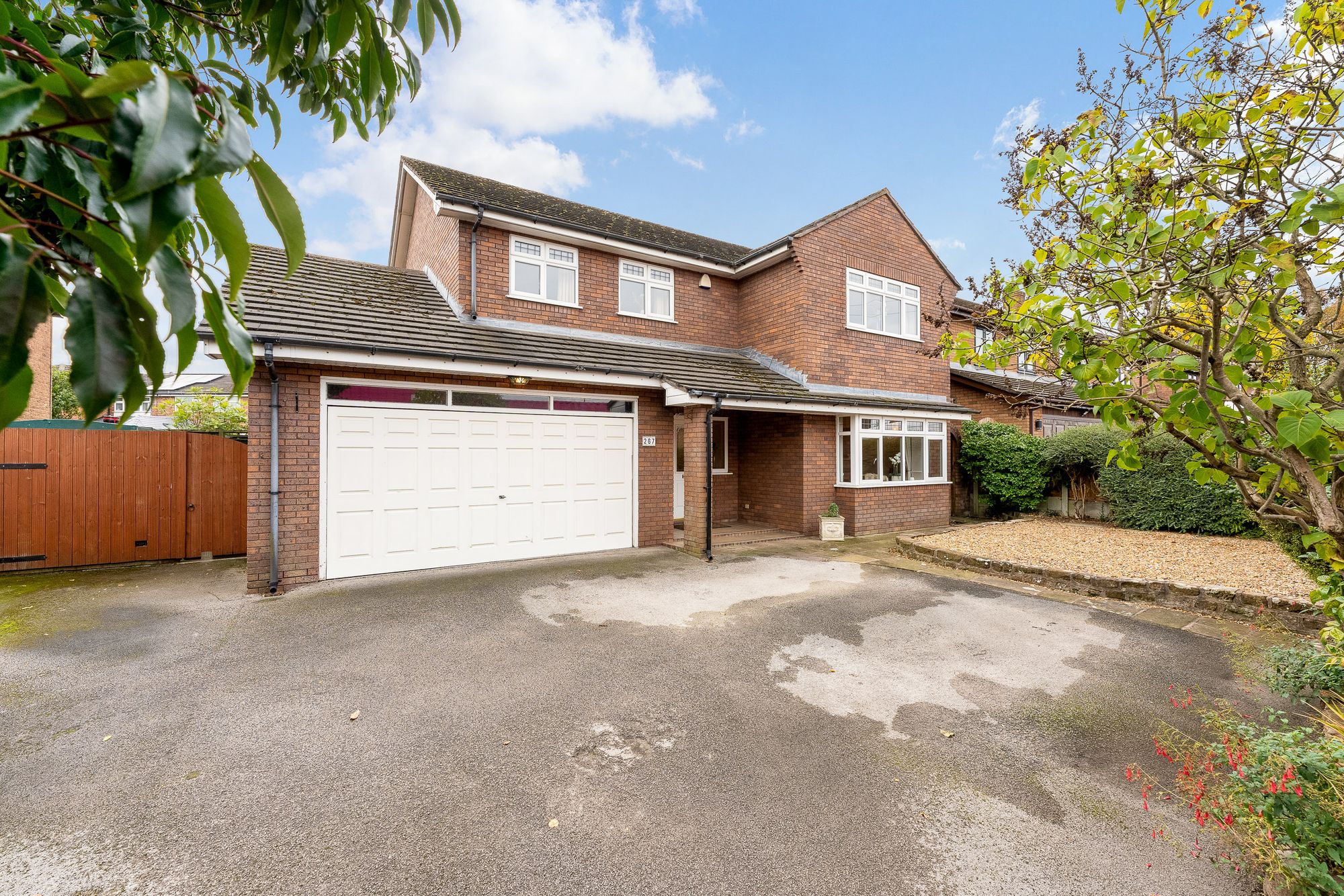 Lunts Heath Road, Widnes, WA8