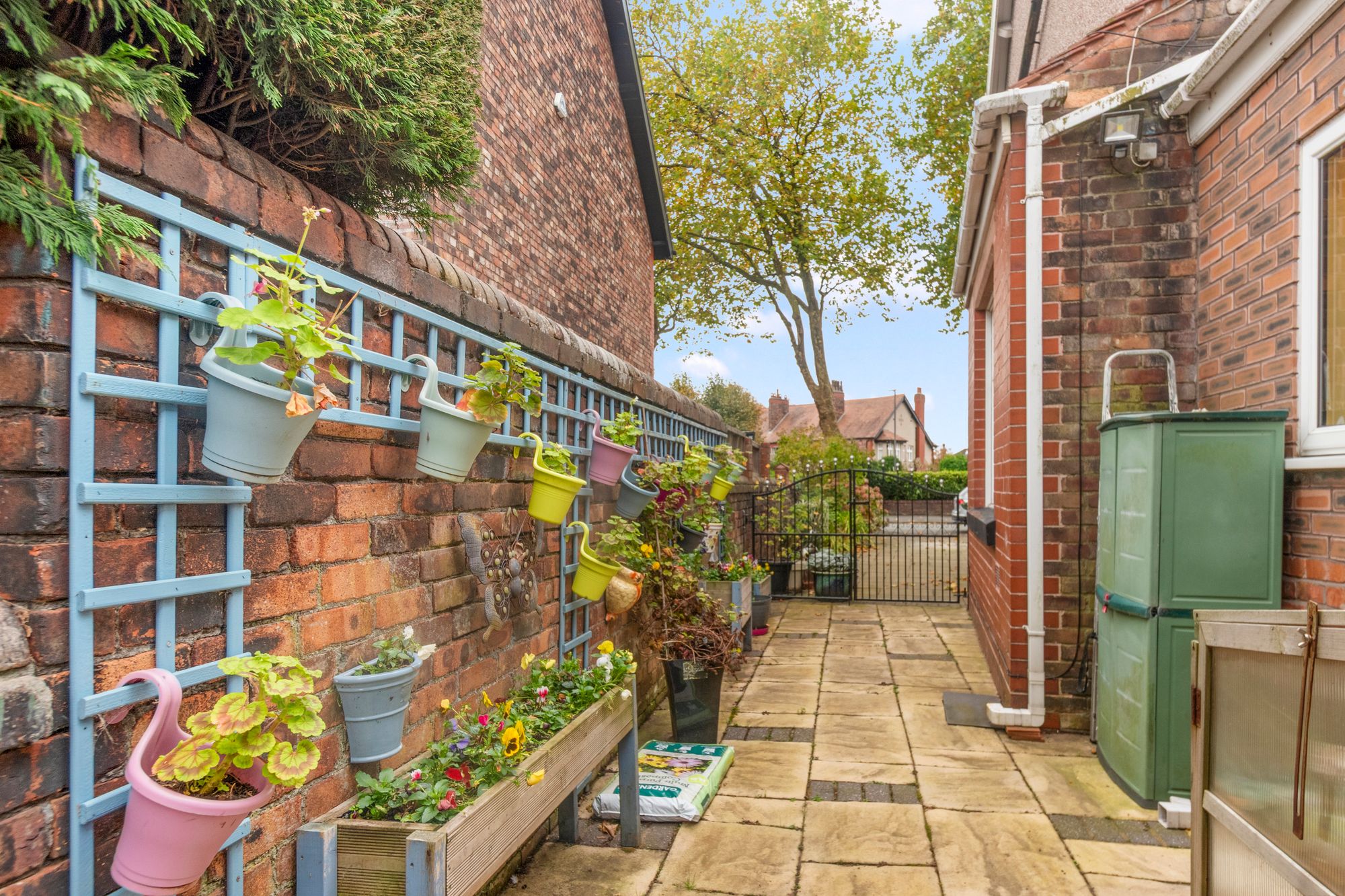 Elm Grove, Eccleston Park, L34