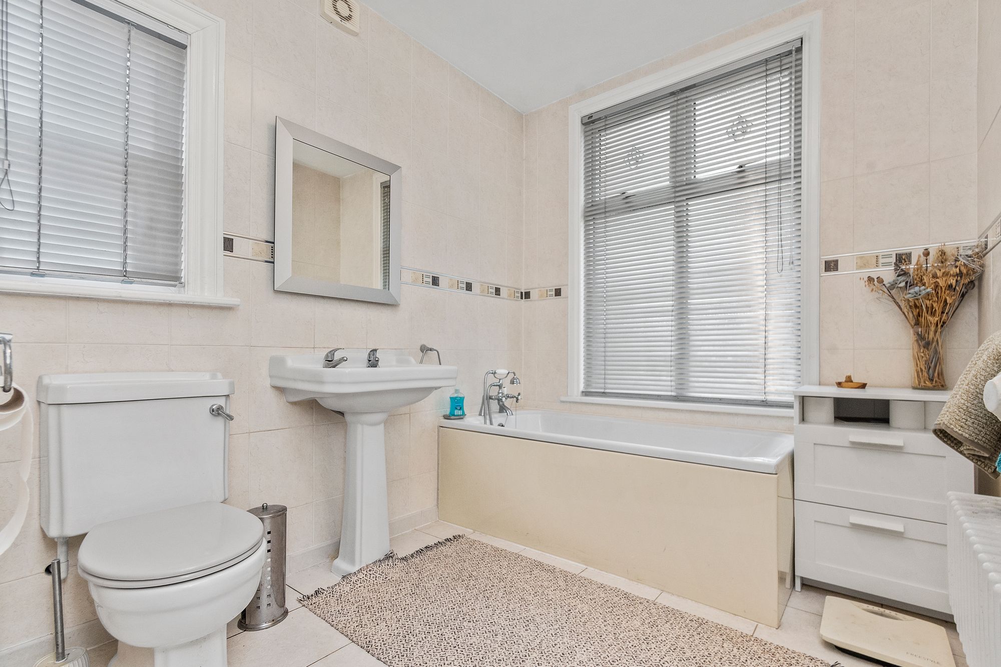 Elm Grove, Eccleston Park, L34