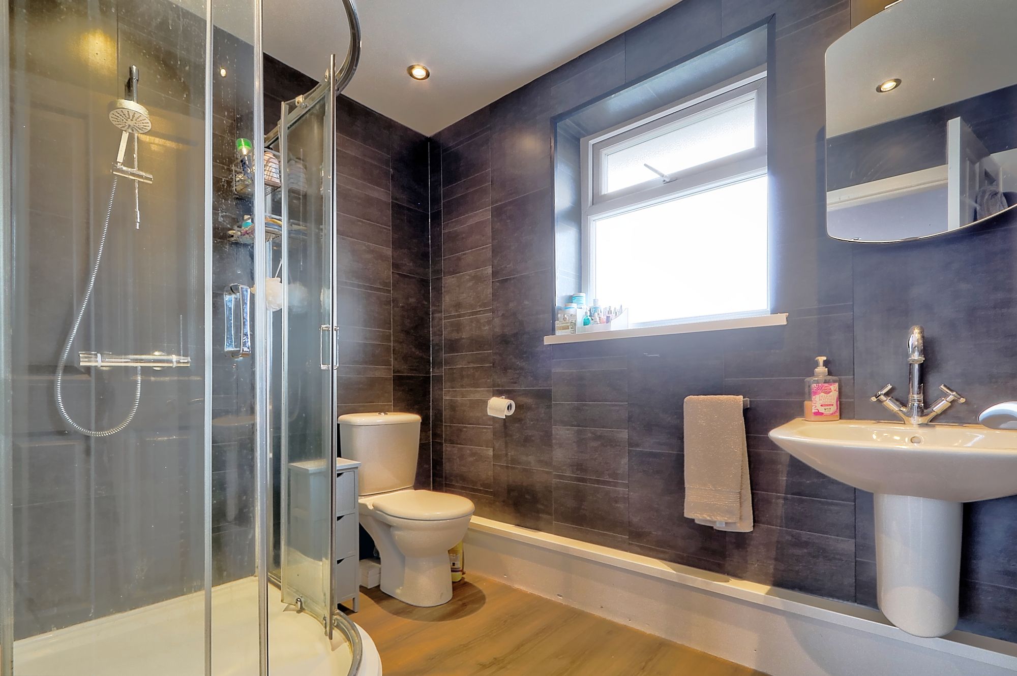 _MG_1076_7_8_Enhancer