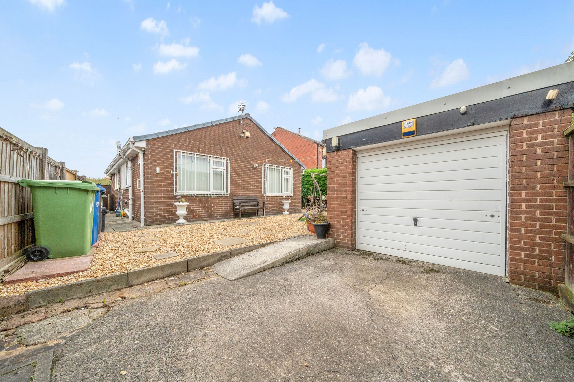 Bickershaw Lane, Abram, WN2