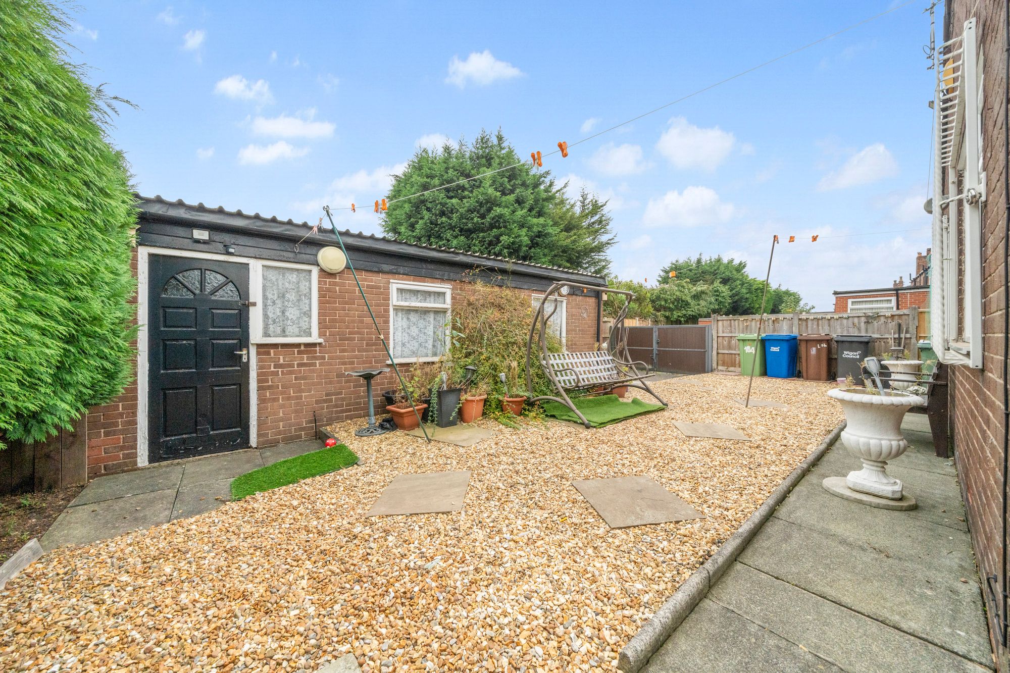 Bickershaw Lane, Abram, WN2