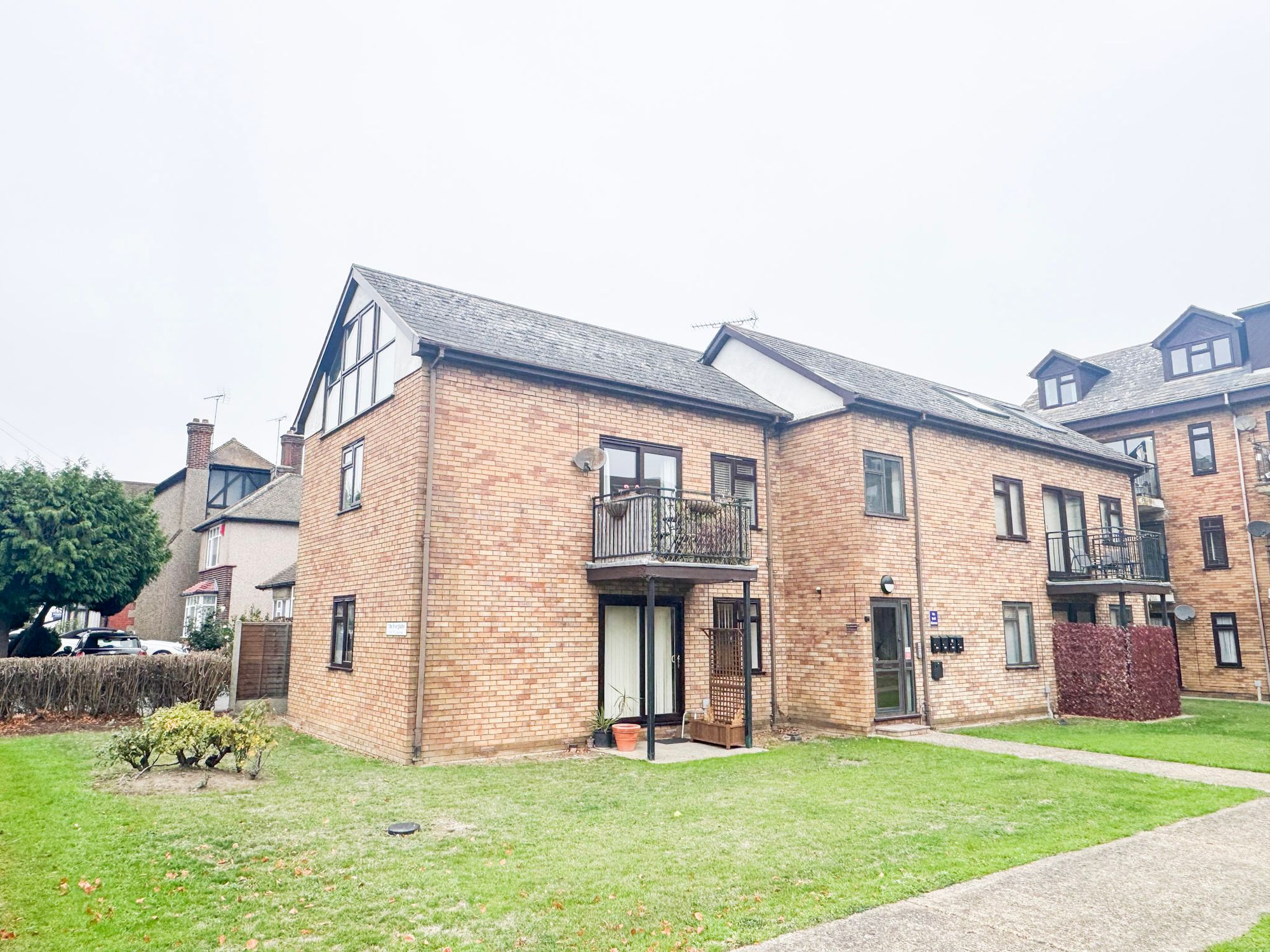 London Road, Hadleigh, SS7