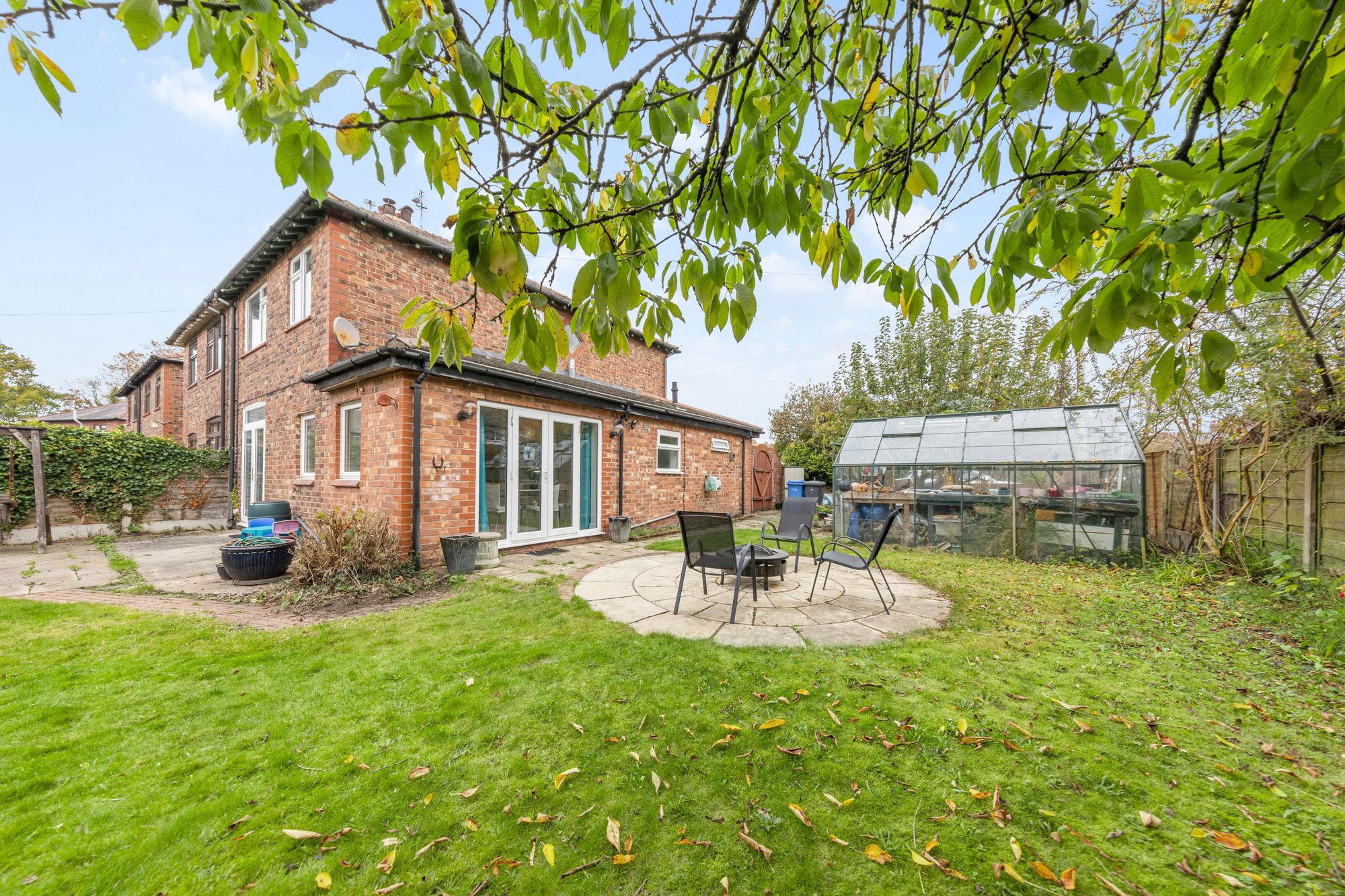 Fairfield Gardens, Stockton Heath, WA4