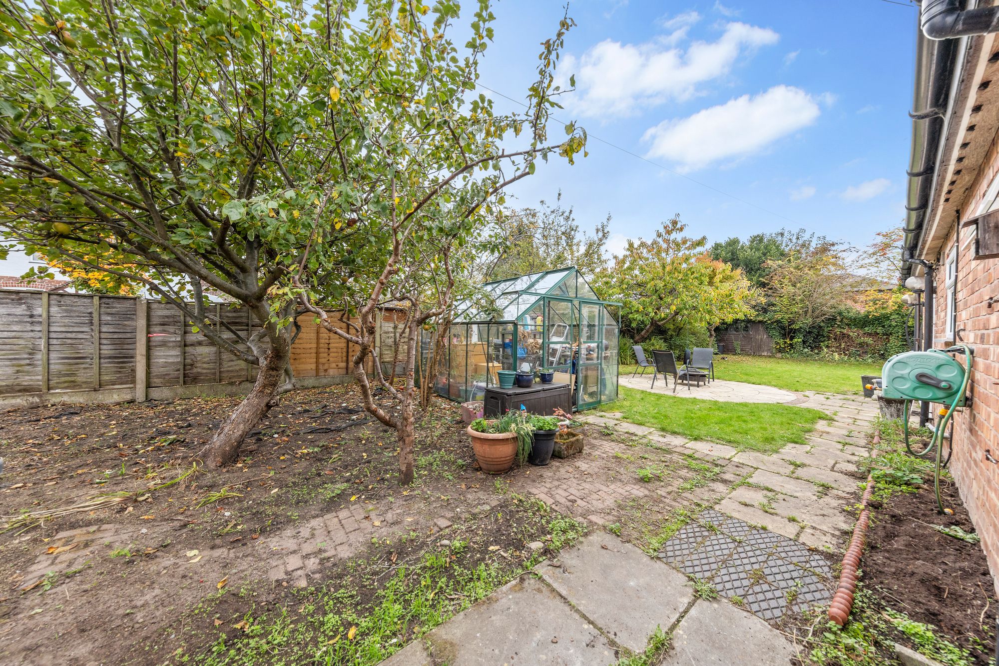 Fairfield Gardens, Stockton Heath, WA4