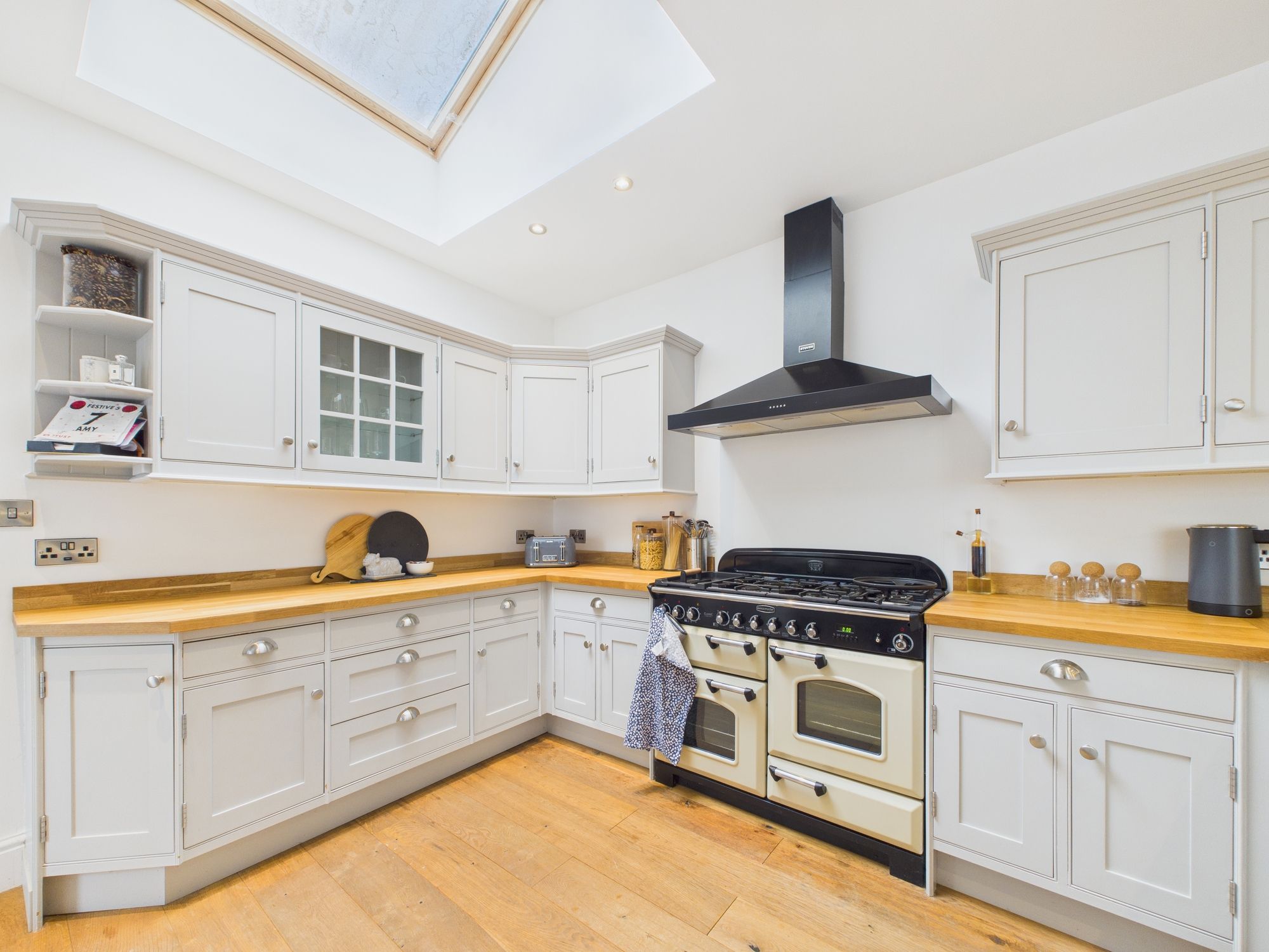 Penywern Road, Neath, SA10