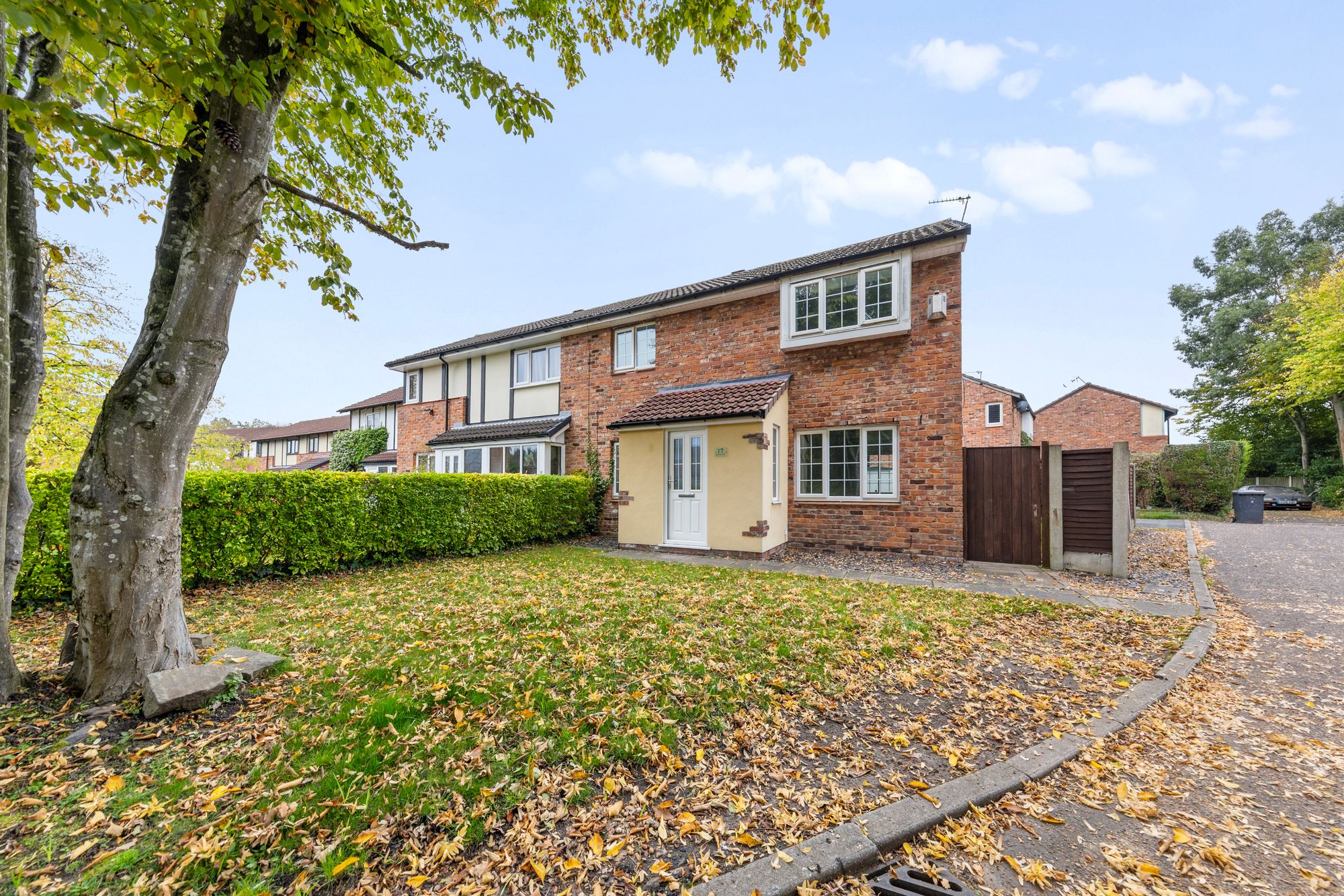 Darnaway Close, Birchwood, WA3