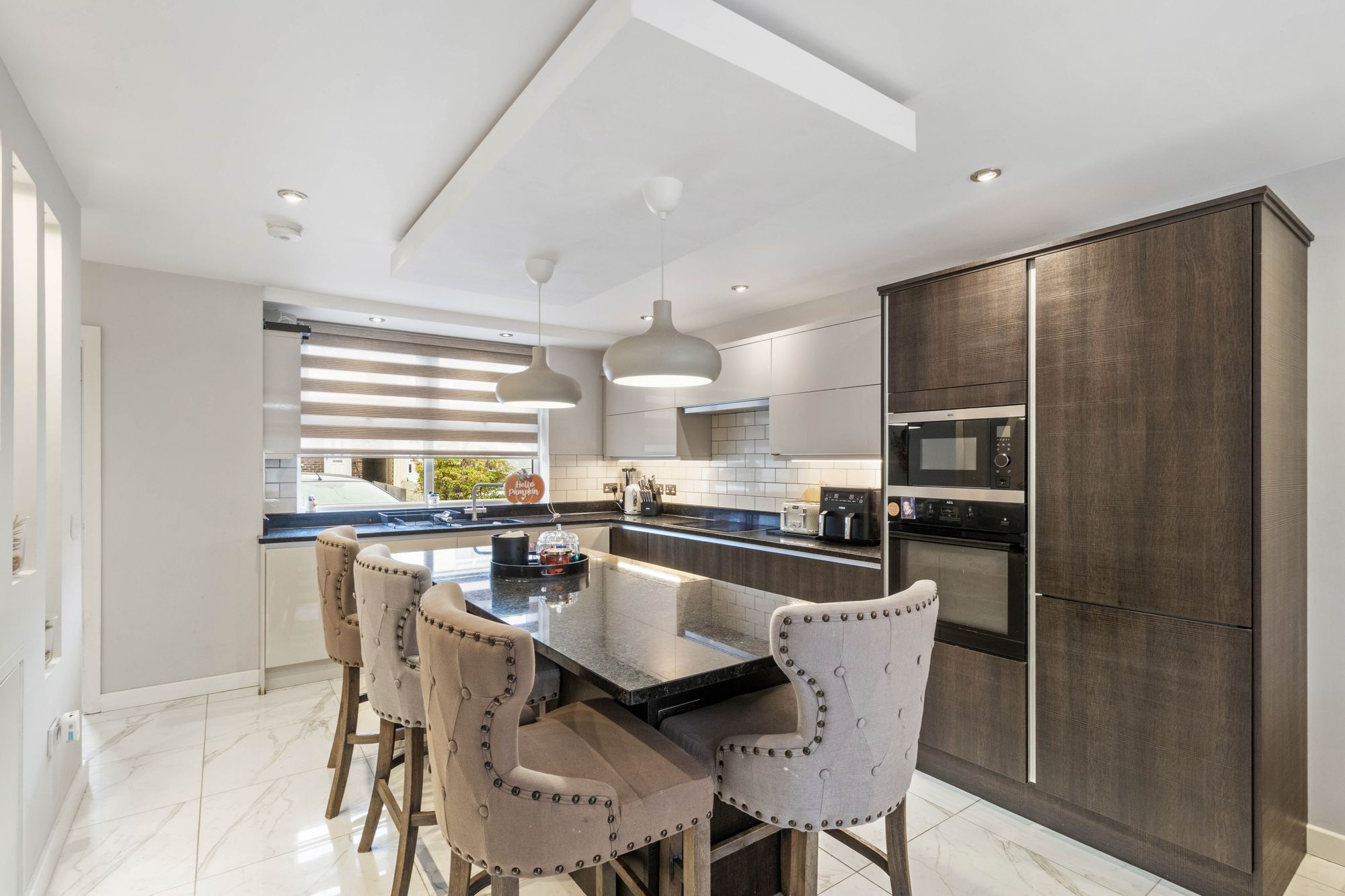 Moseley Avenue, Warrington