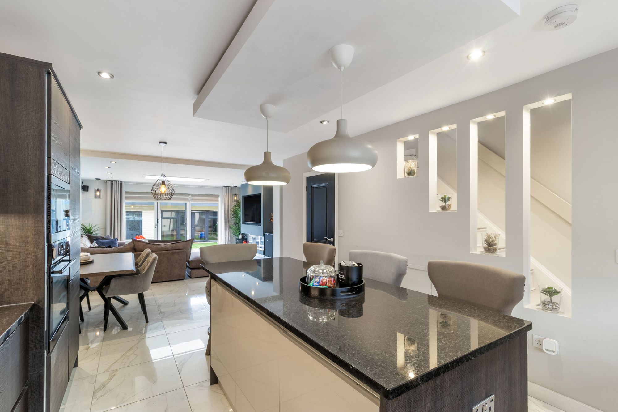 Moseley Avenue, Warrington