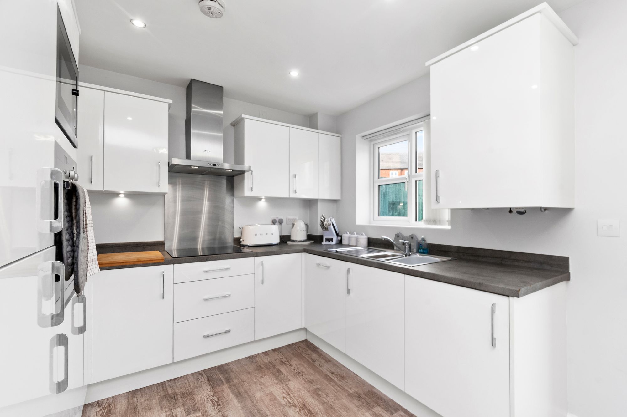 City Road, St. Helens, WA10