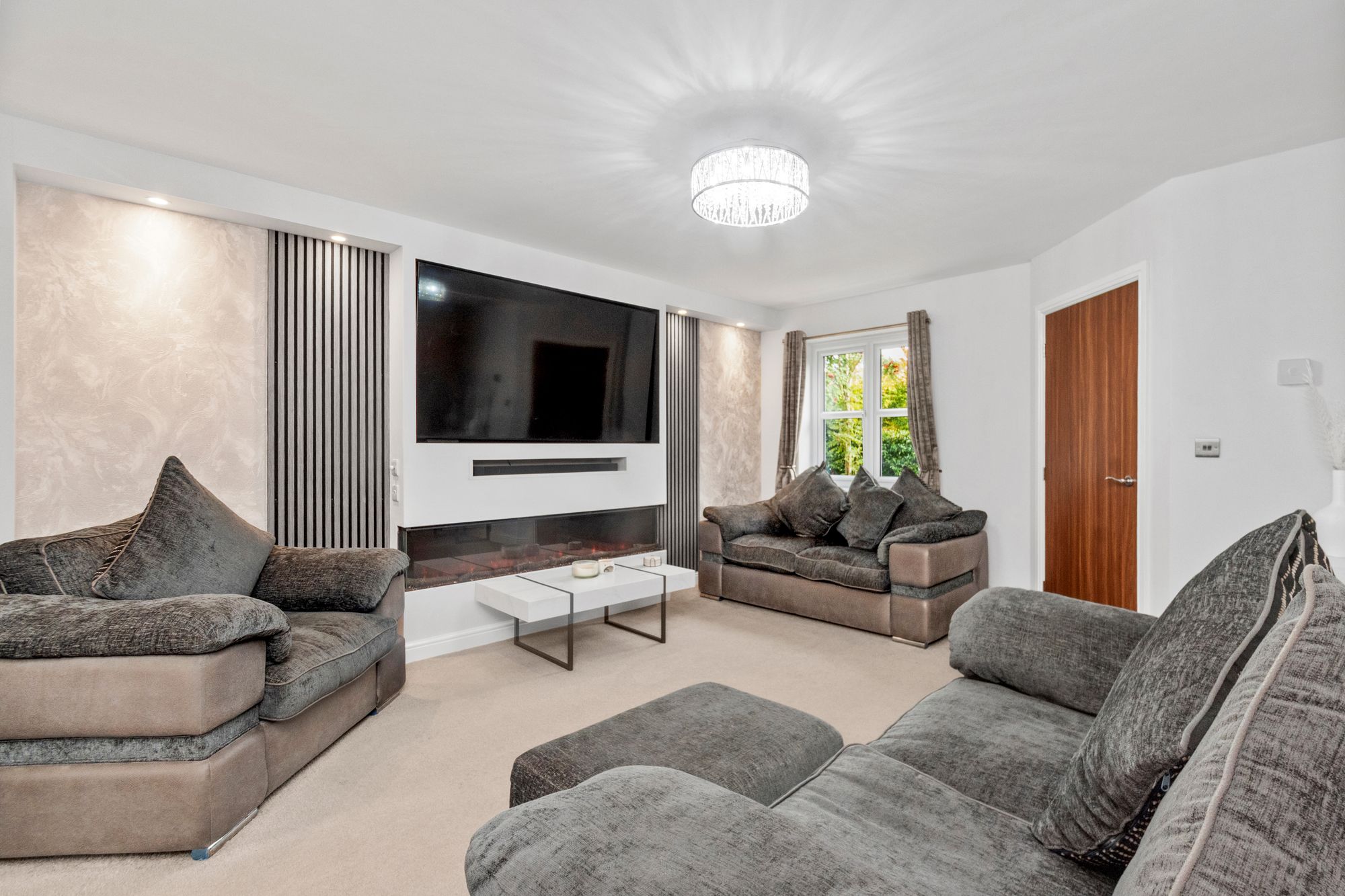 City Road, St. Helens, WA10