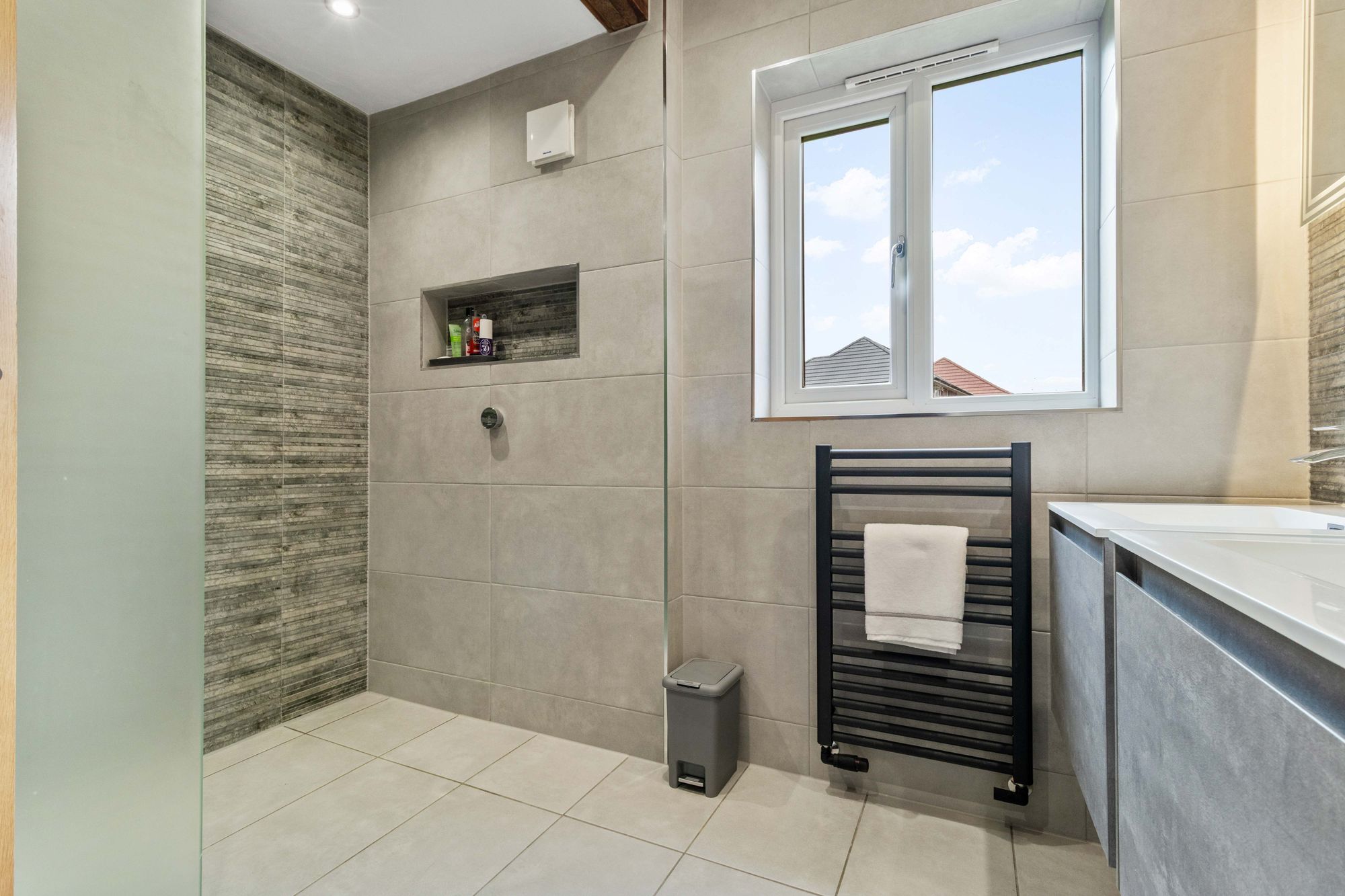 Keckwick Lane, Daresbury, WA4