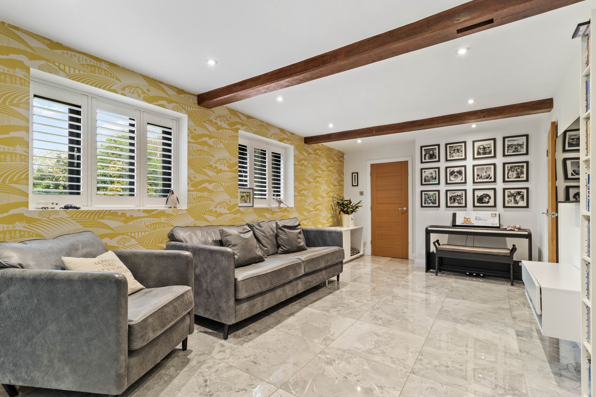 Keckwick Lane, Daresbury, WA4