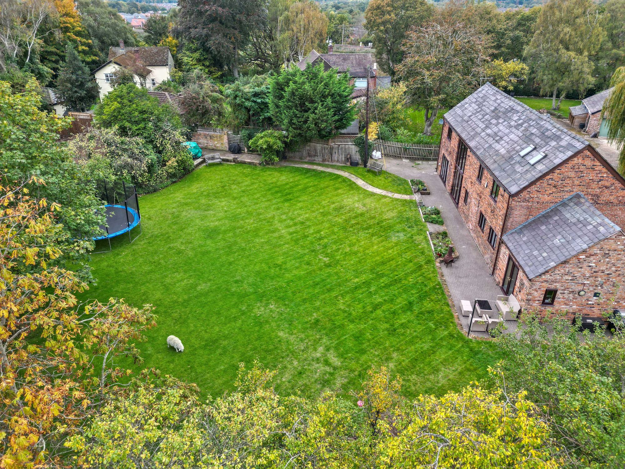 Keckwick Lane, Daresbury, WA4