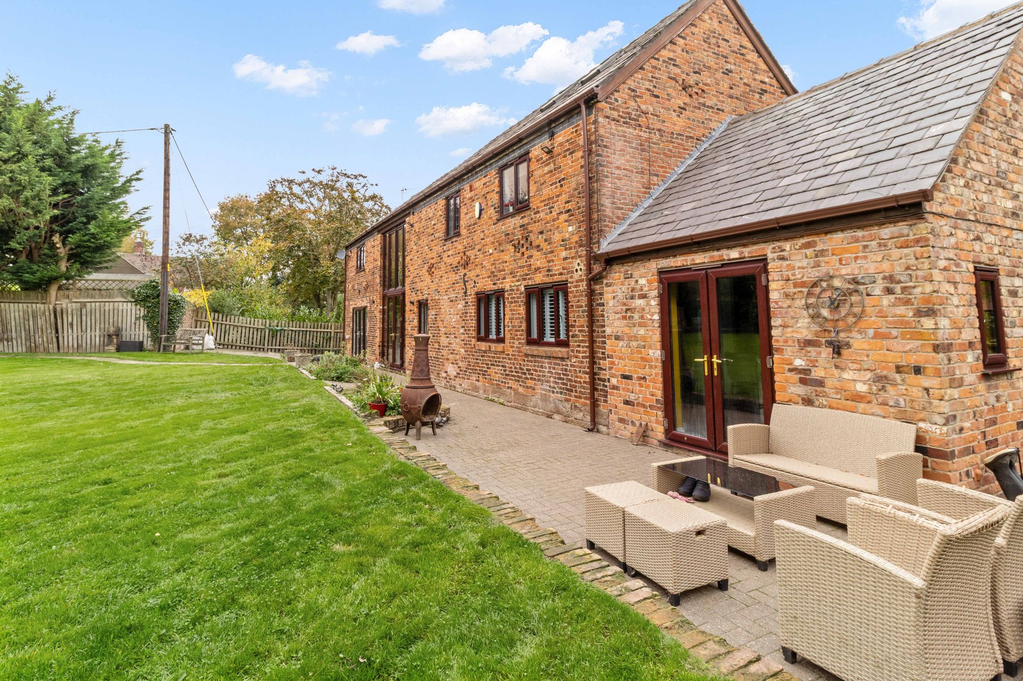 Keckwick Lane, Daresbury, WA4