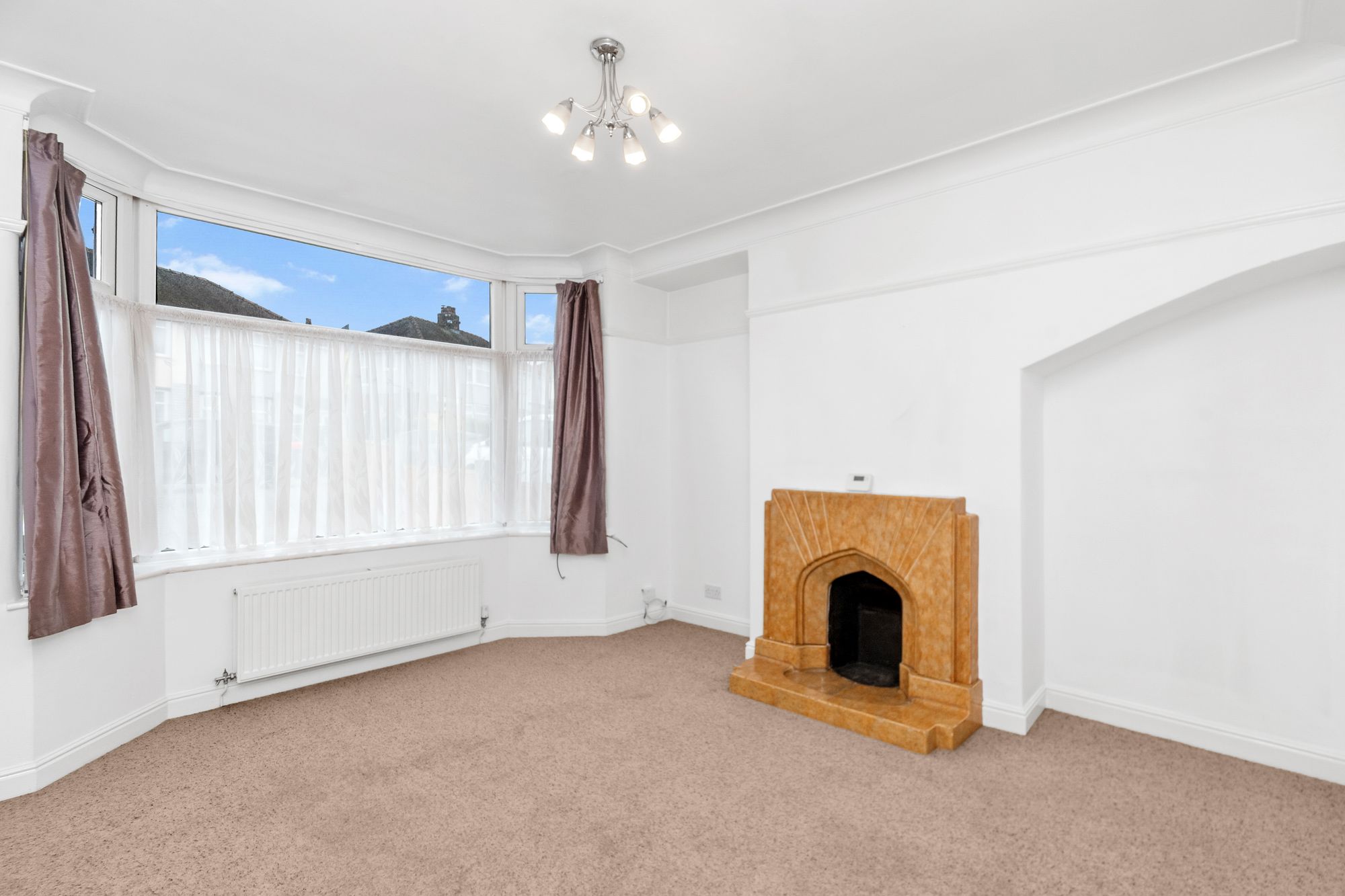 Lyndon Grove, Runcorn